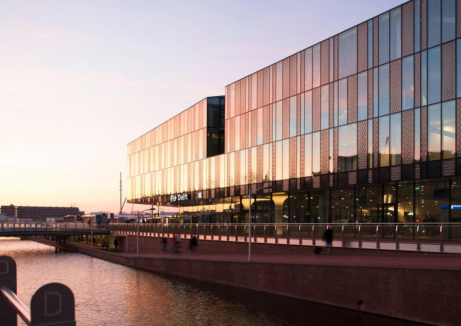 Delft City Hall and Train Station - image 22