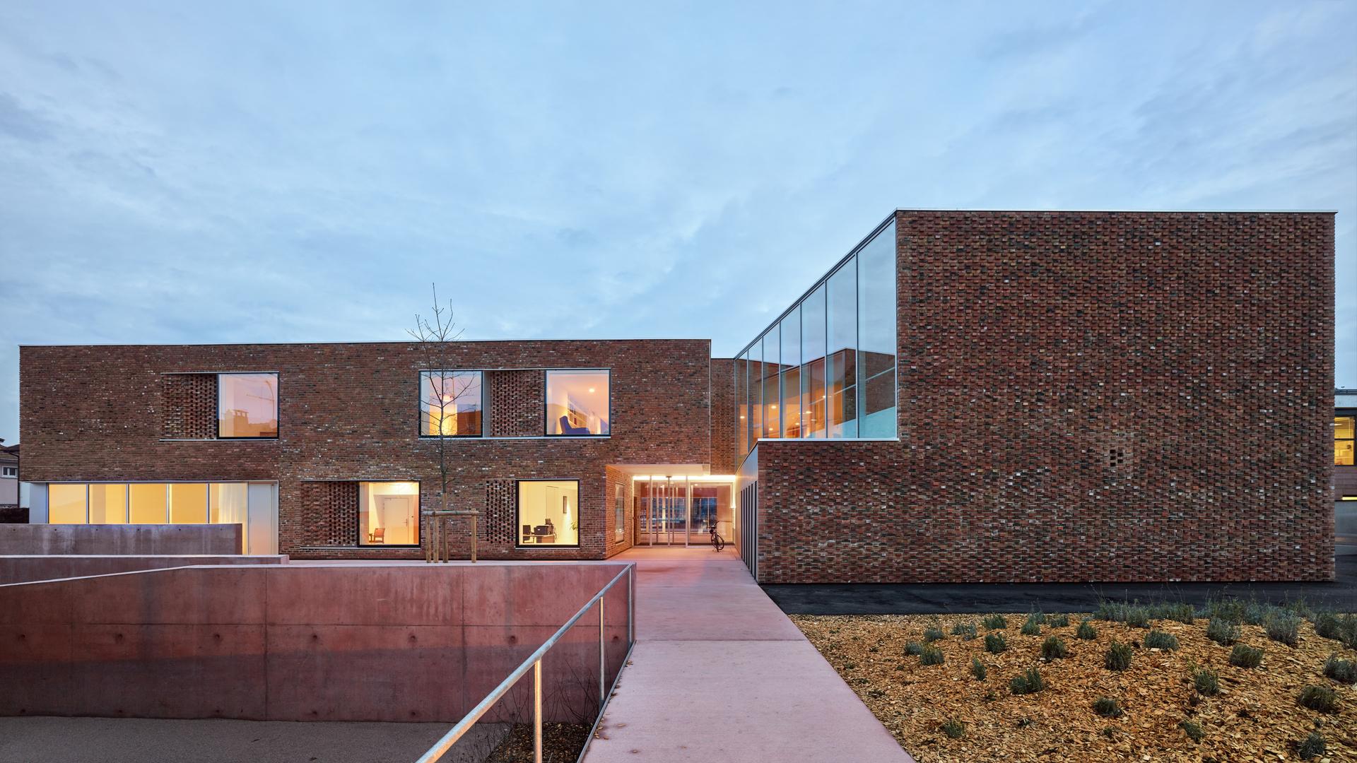 Housing for elderly people