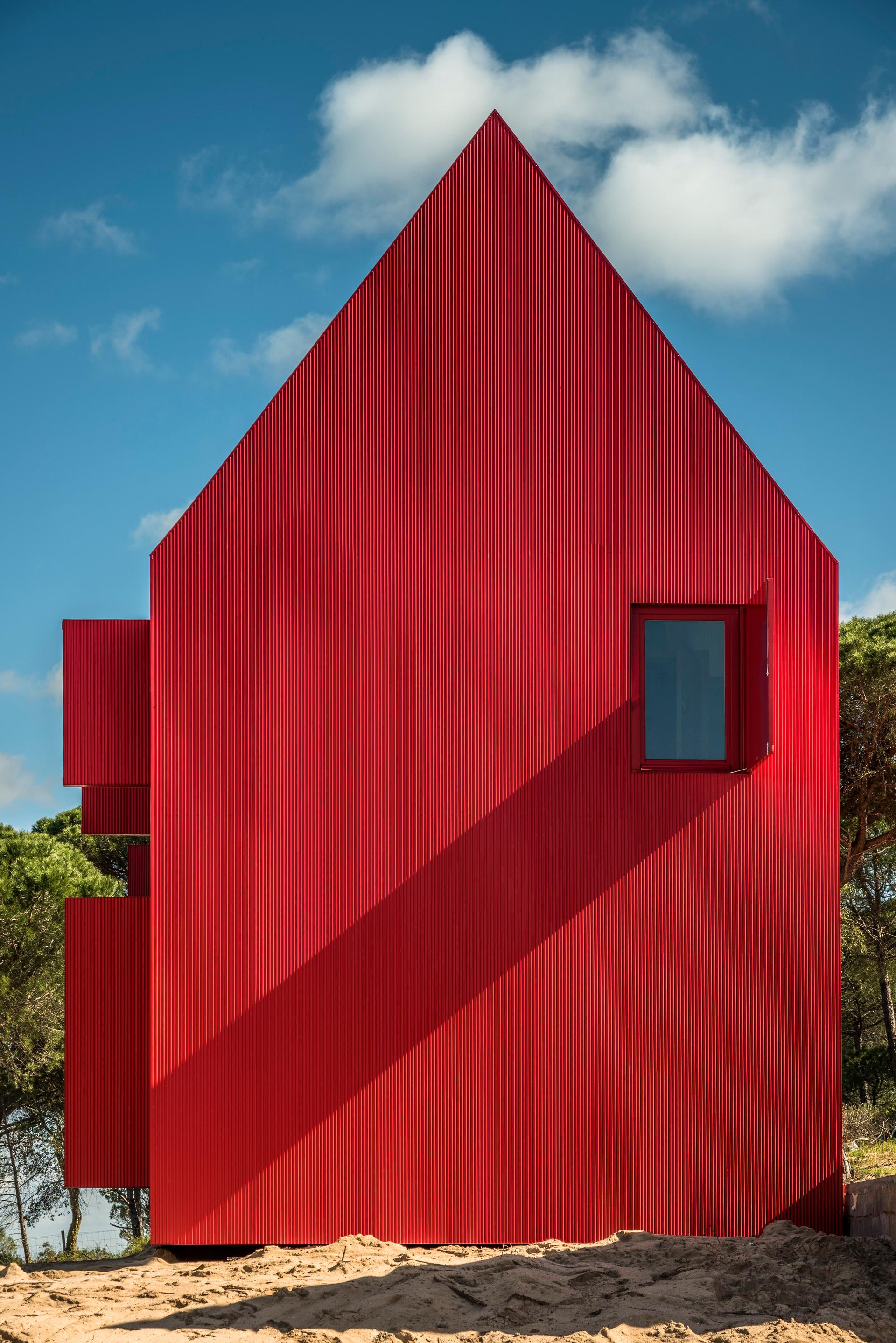 House 3000 - image 2