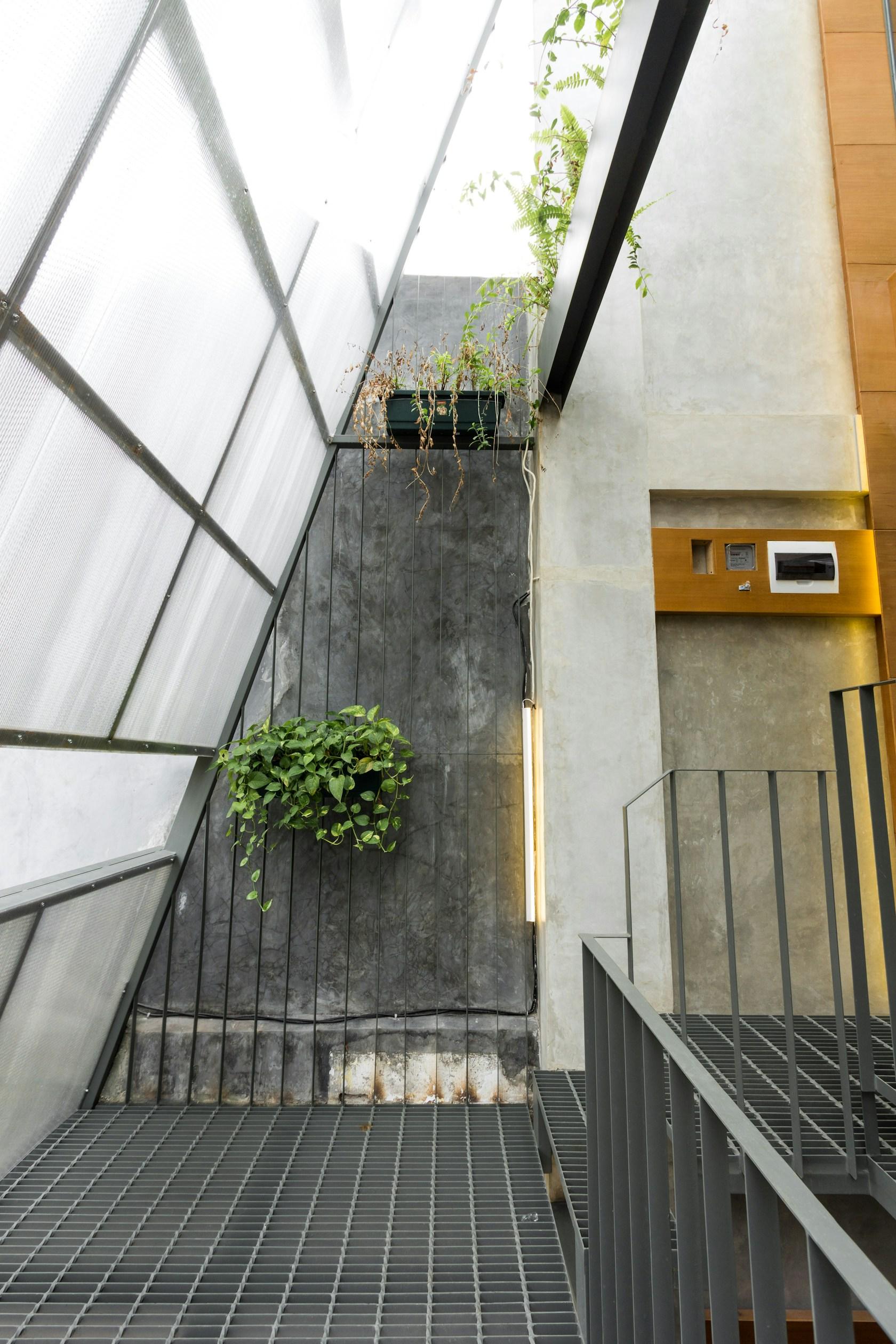 3500 Millimetre House - image 8