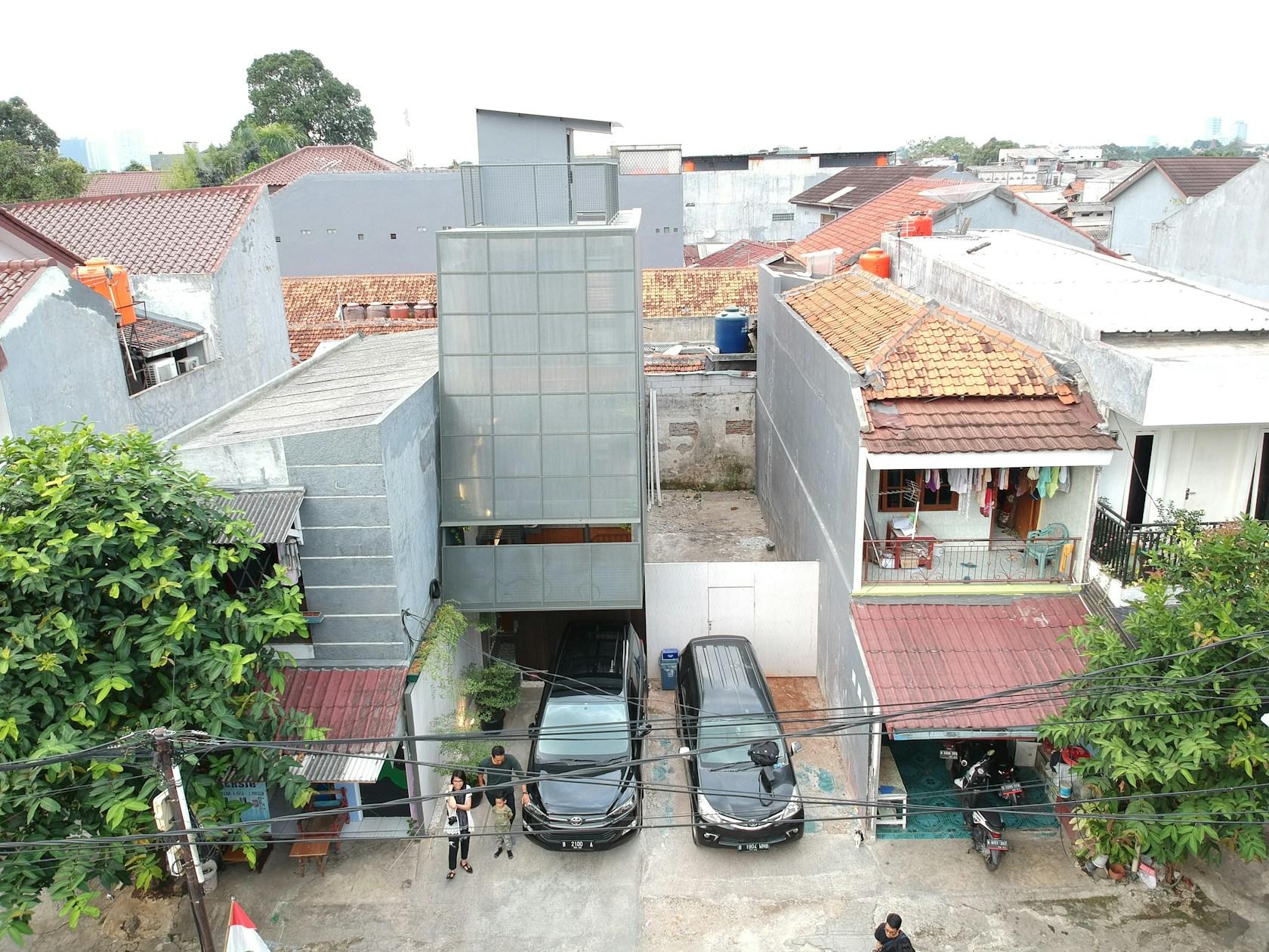 3500 Millimetre House