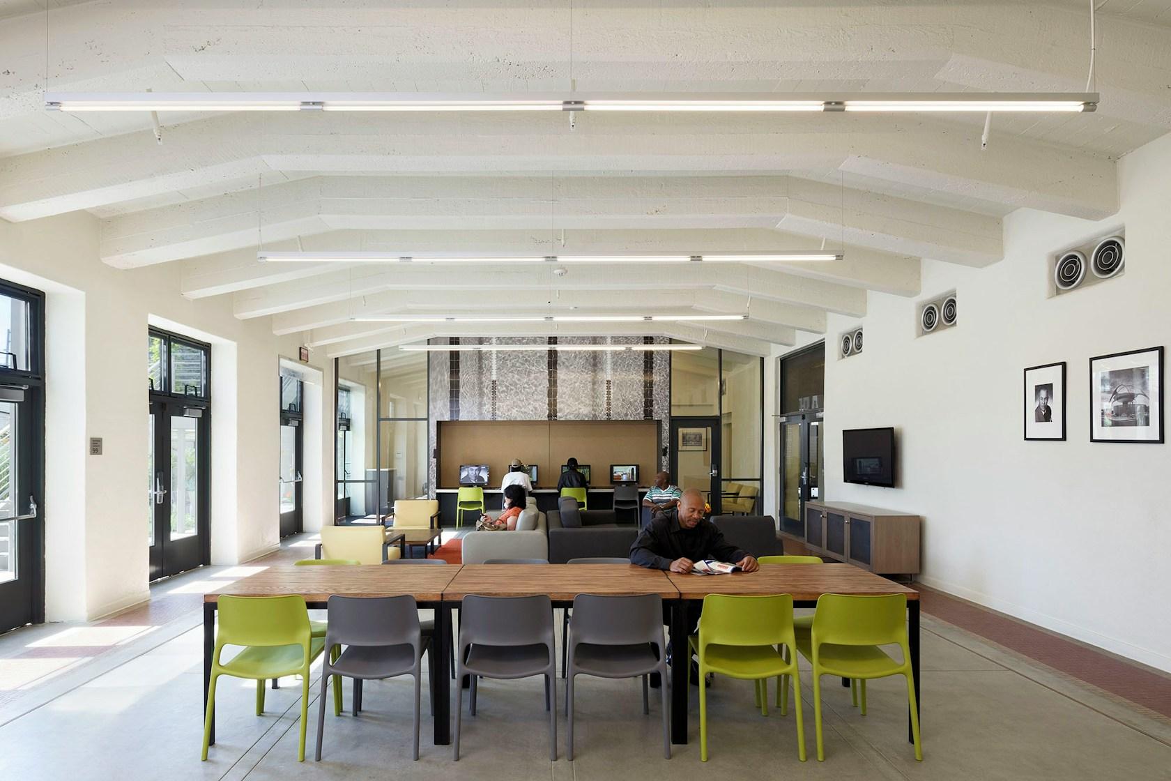 28th Street Apartments - image 2