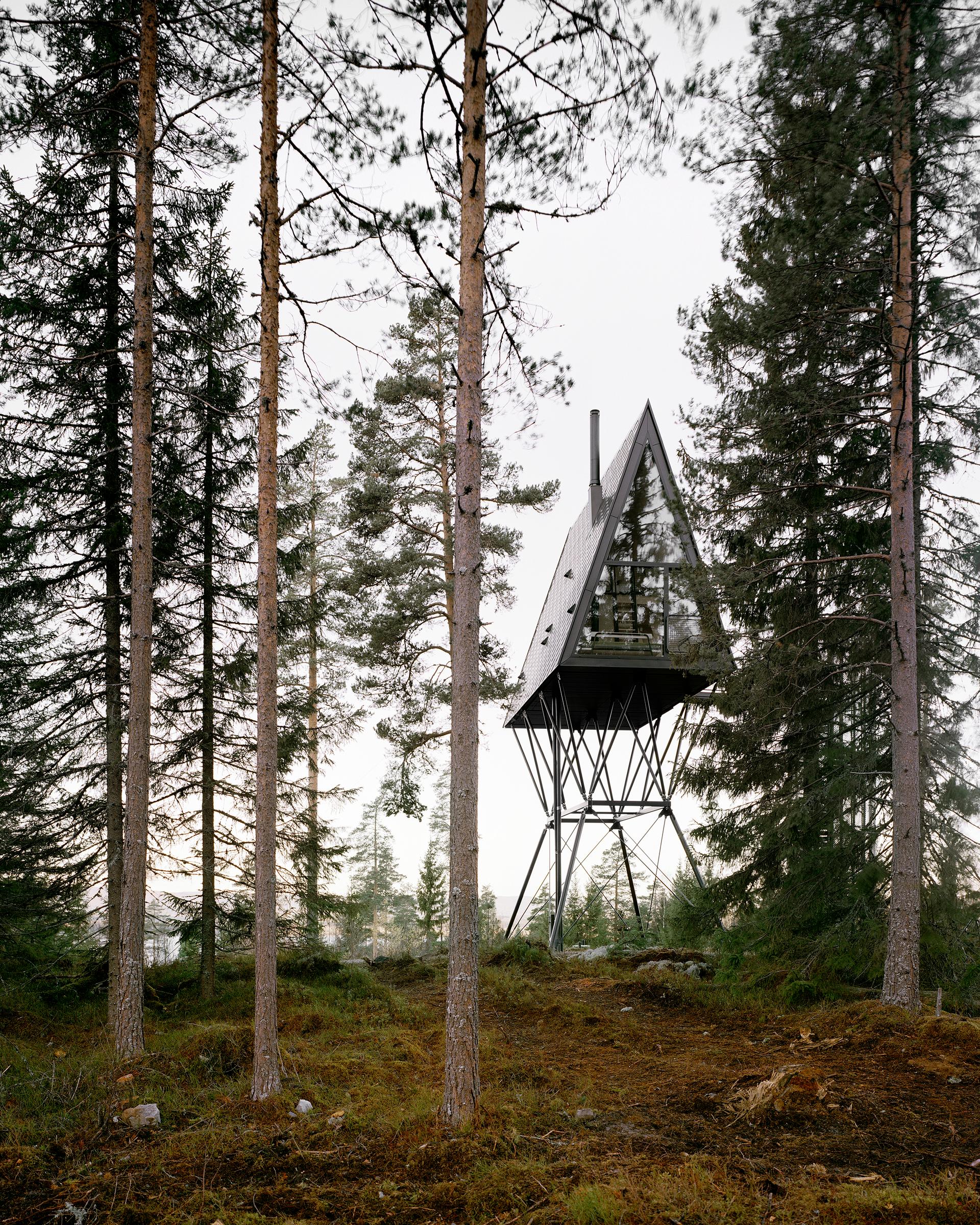 PAN-tretopphytter (PAN treetop-cabins)