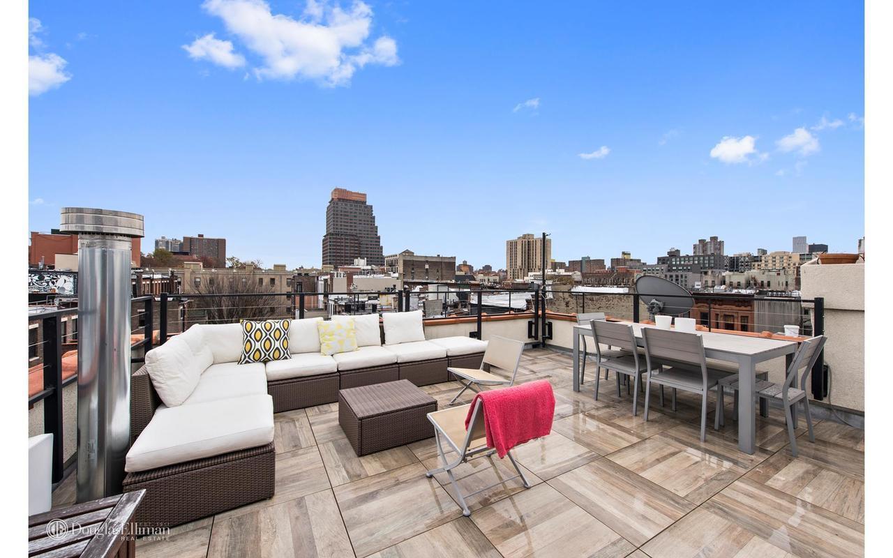 Home(s) in Harlem