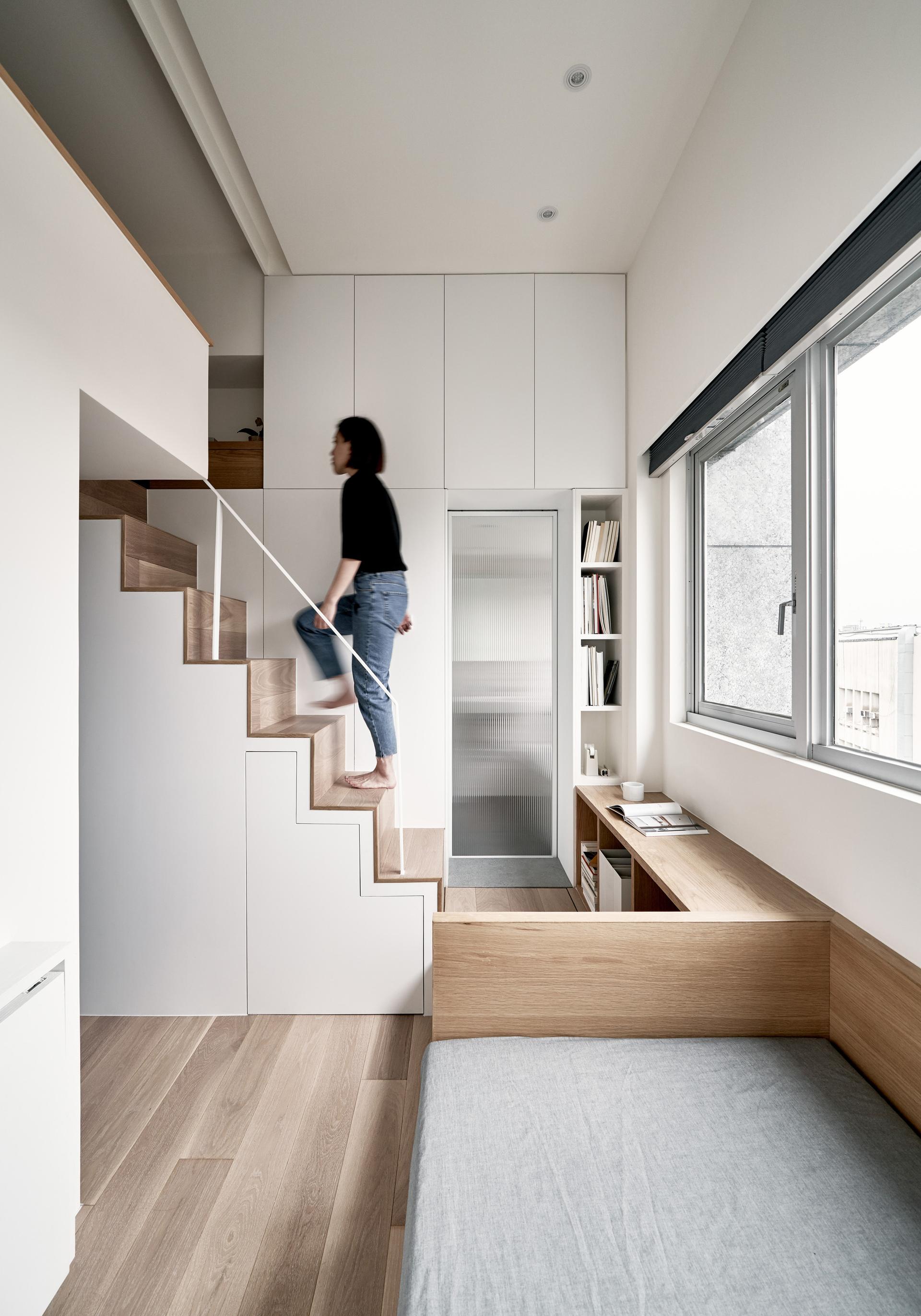 17.6-square-meter Apartment - image 5