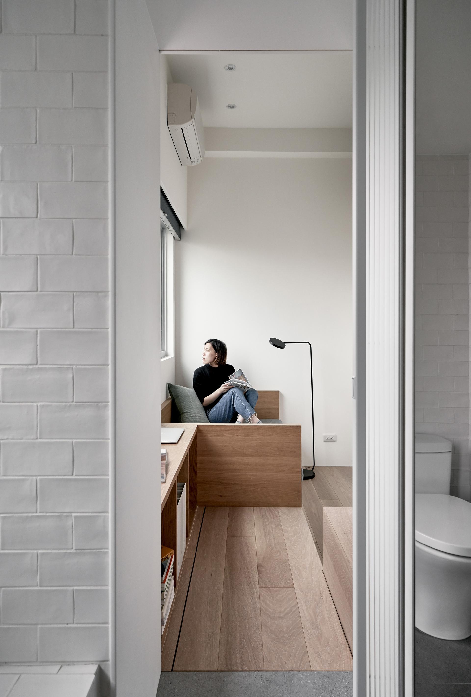 17.6-square-meter Apartment - image 11
