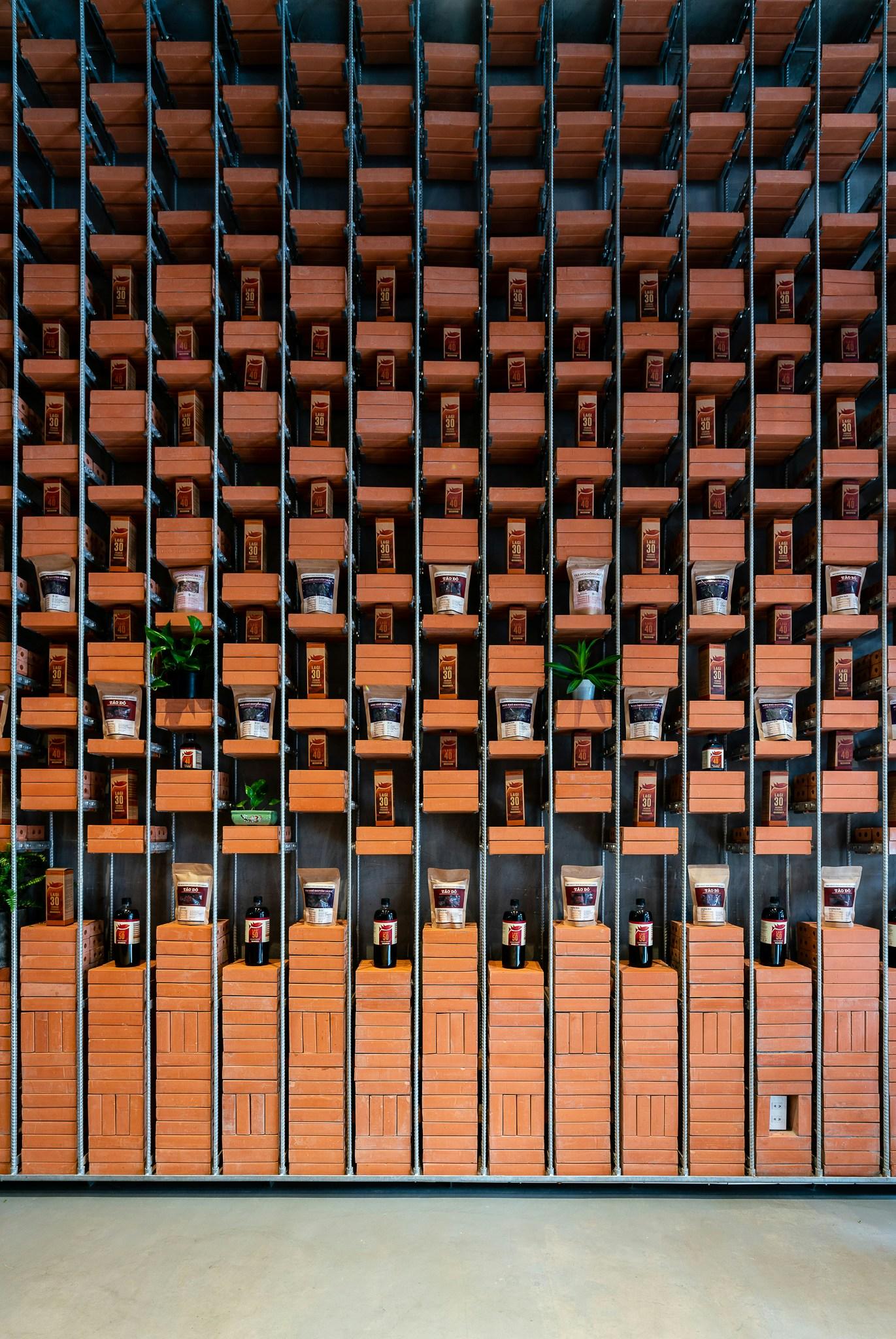 ORGANICARE SHOWROOM - image 15