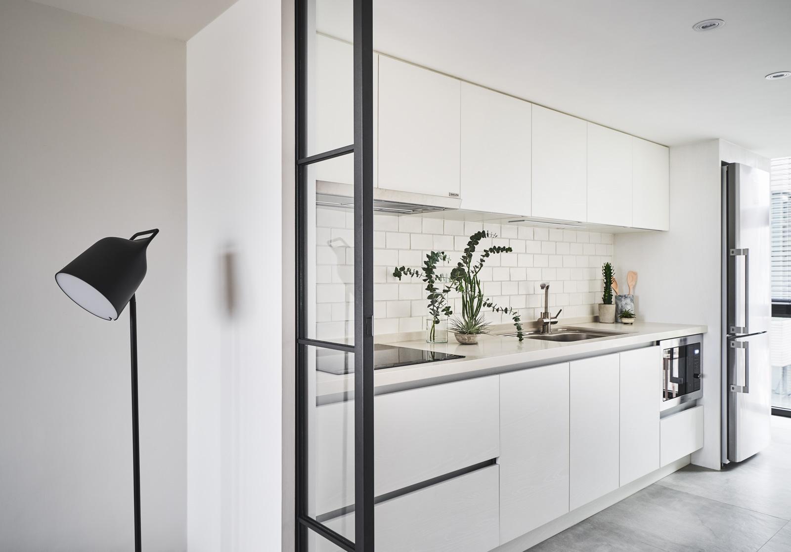 Apartment X - image 8