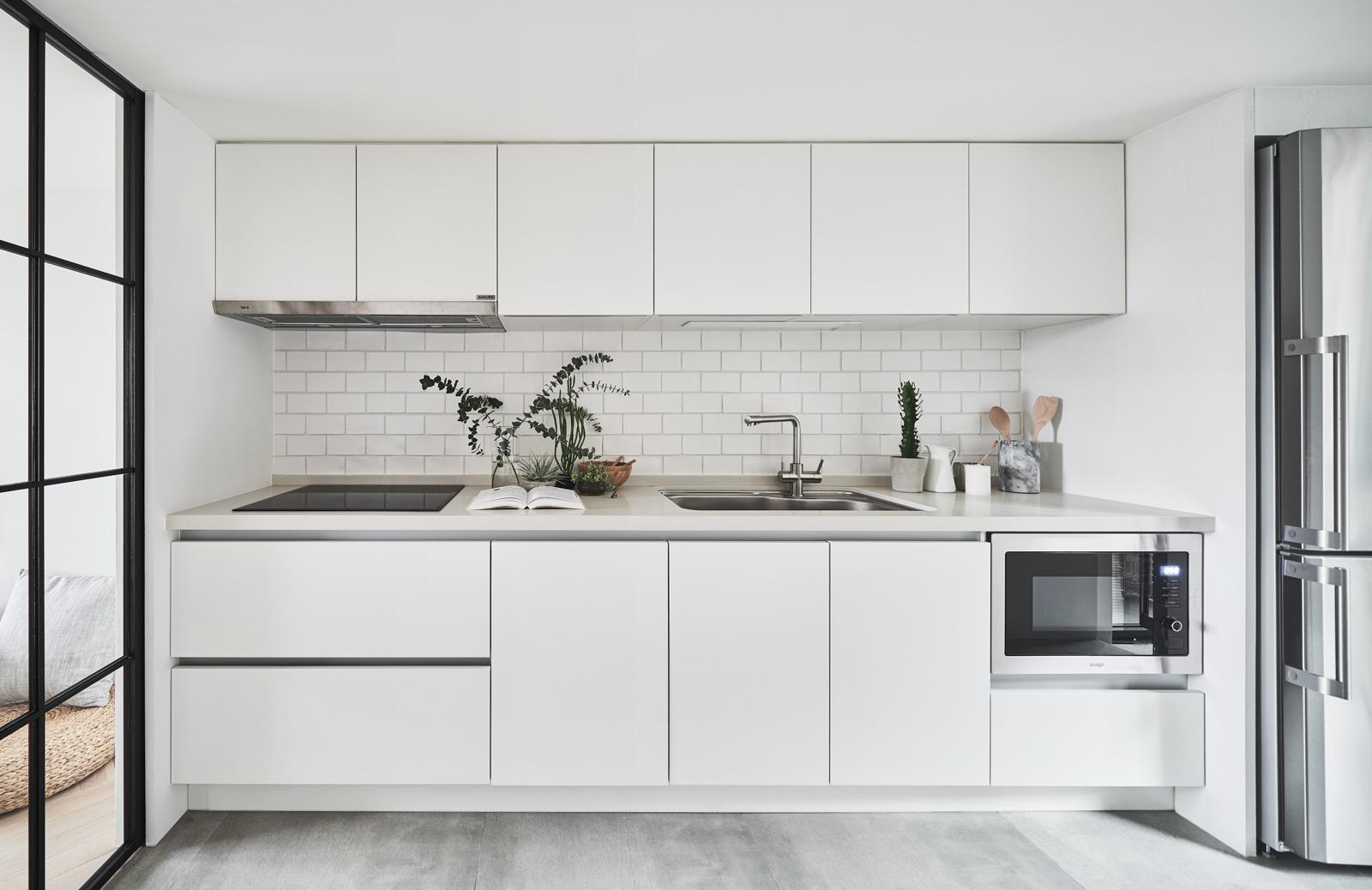 Apartment X - image 9