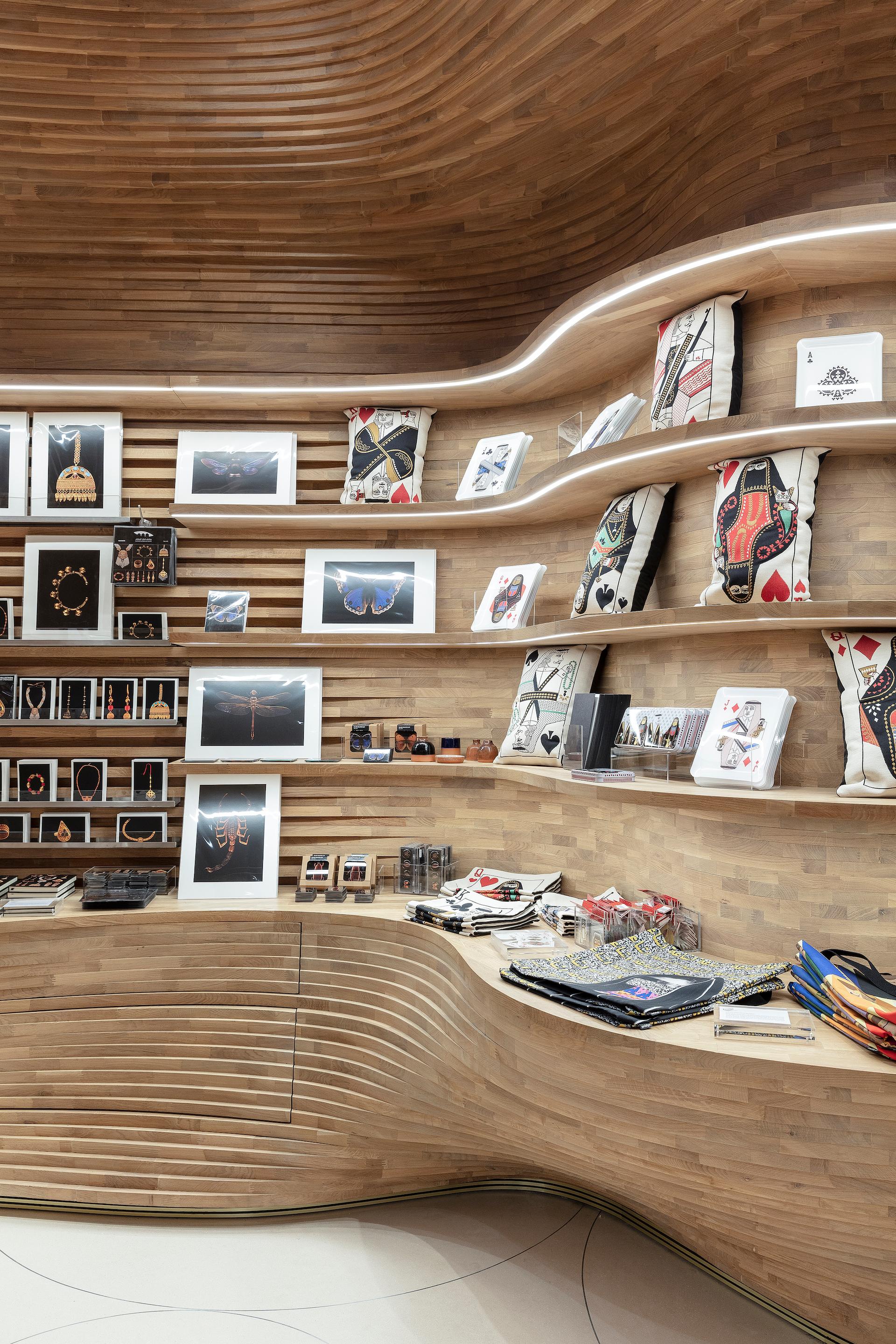 National Museum of Qatar Gift Shops - image 9