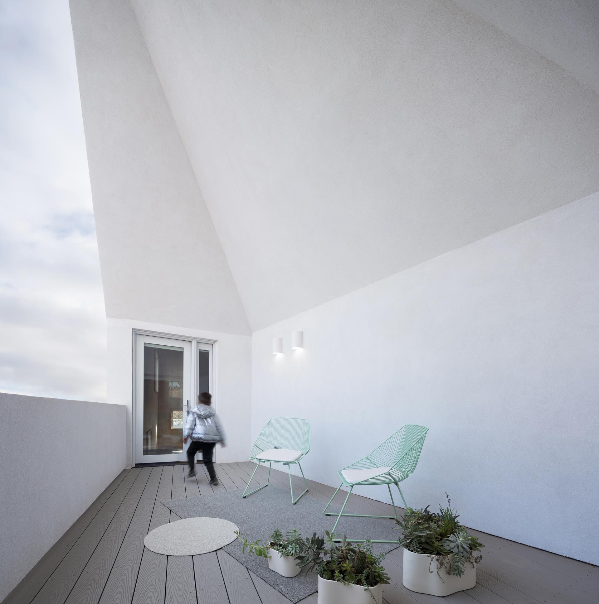Haus Gables - image 8