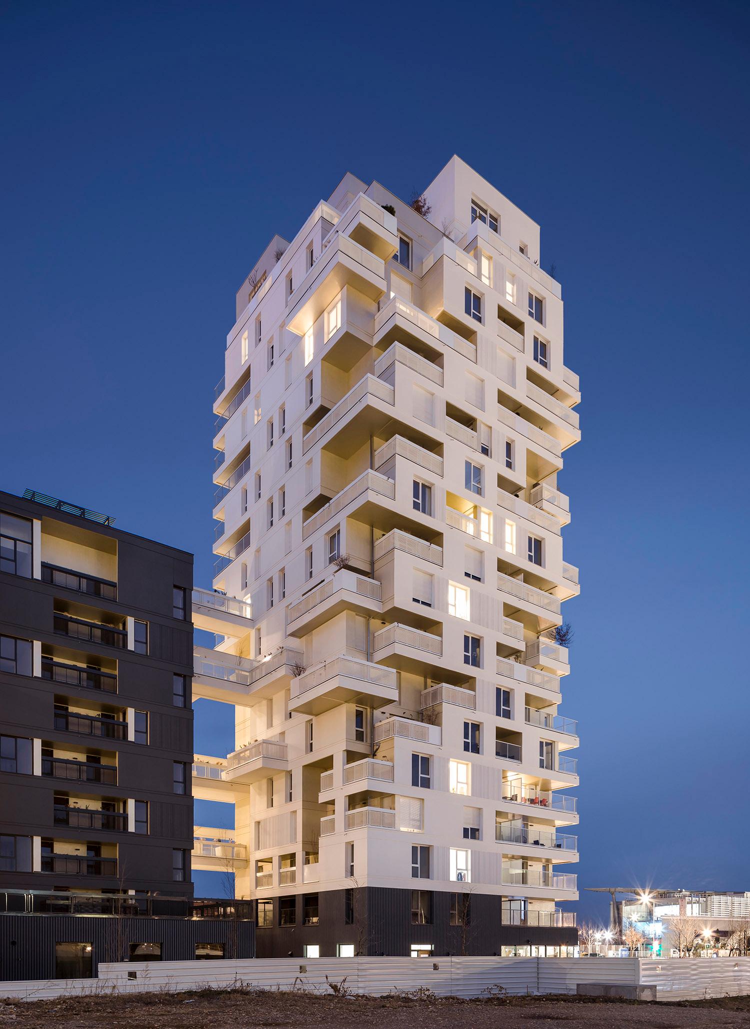 152 HOUSING UNITS - image 2