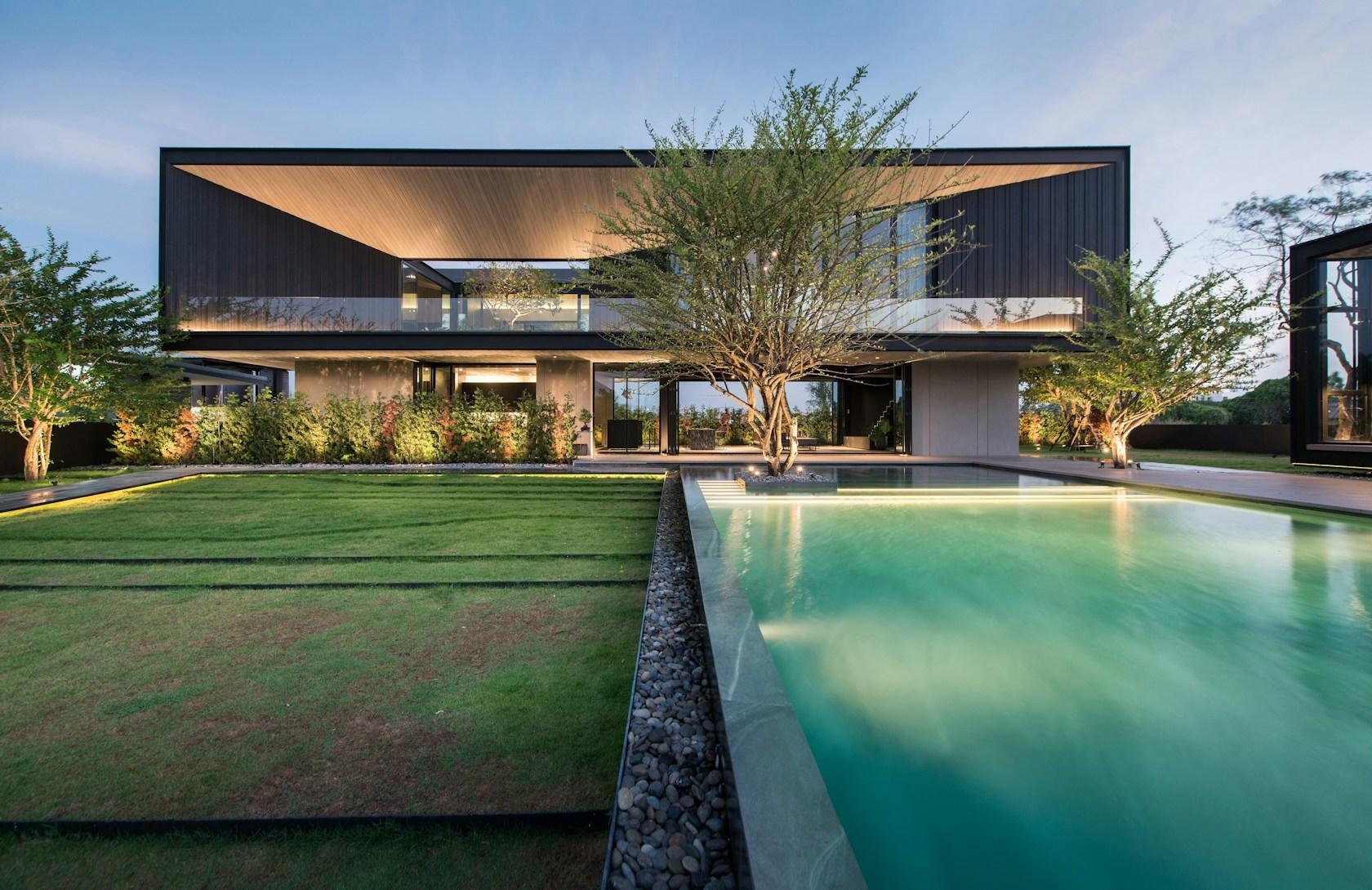 Y/A/O Residence - image 5
