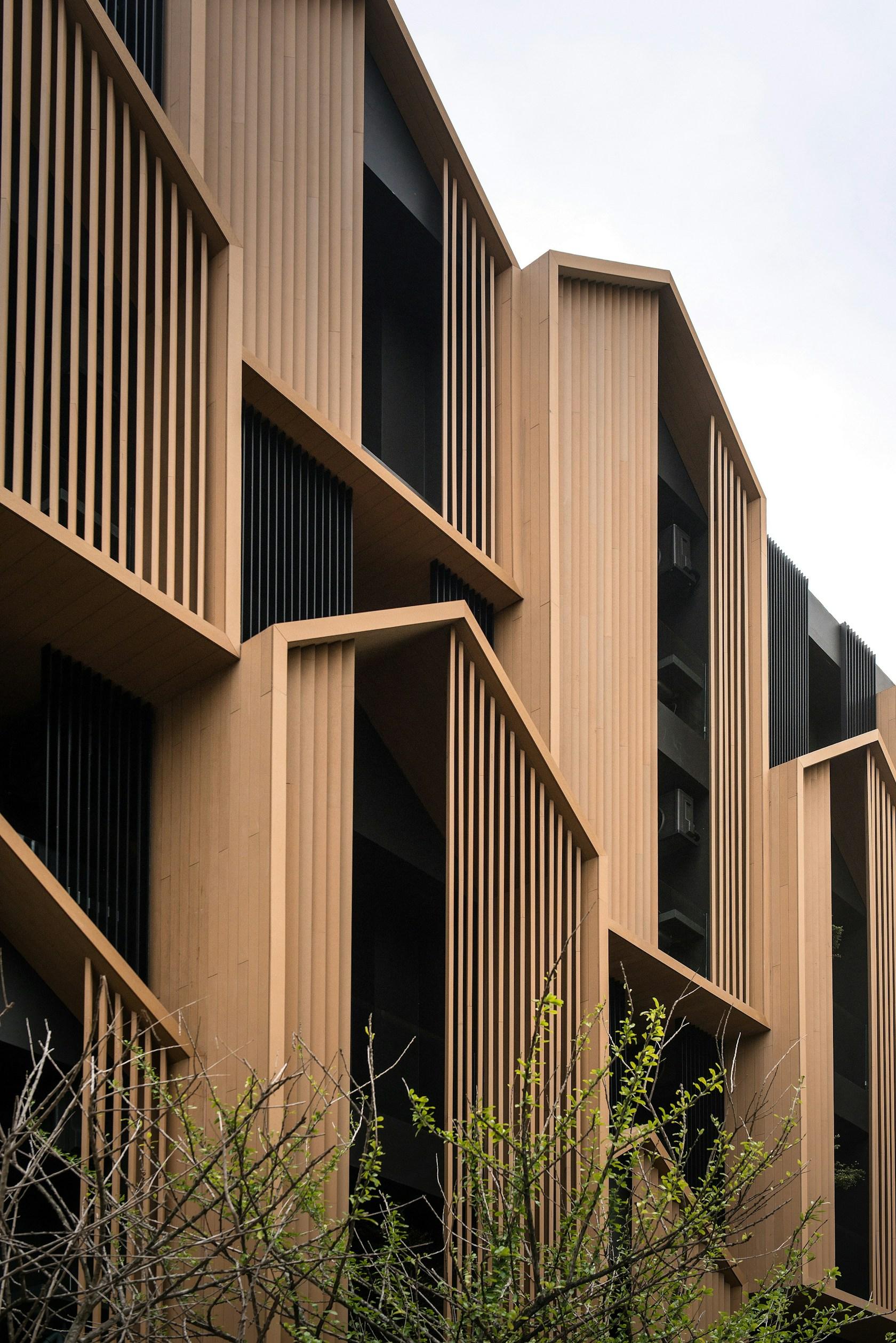 HACHI SERVICED APARTMENT - image 5