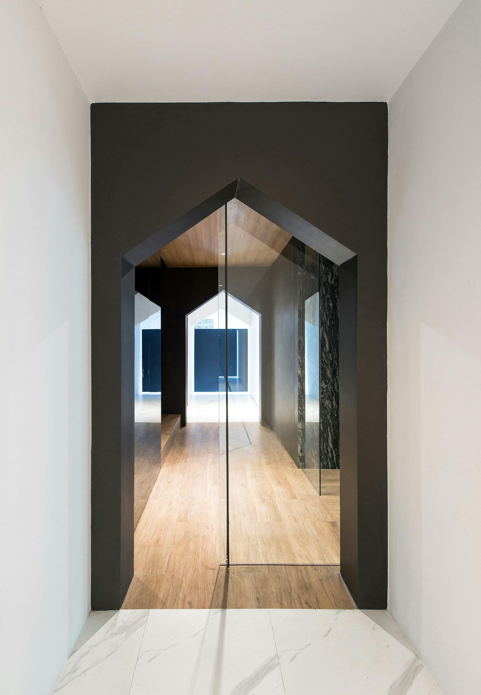 HACHI SERVICED APARTMENT - image 8