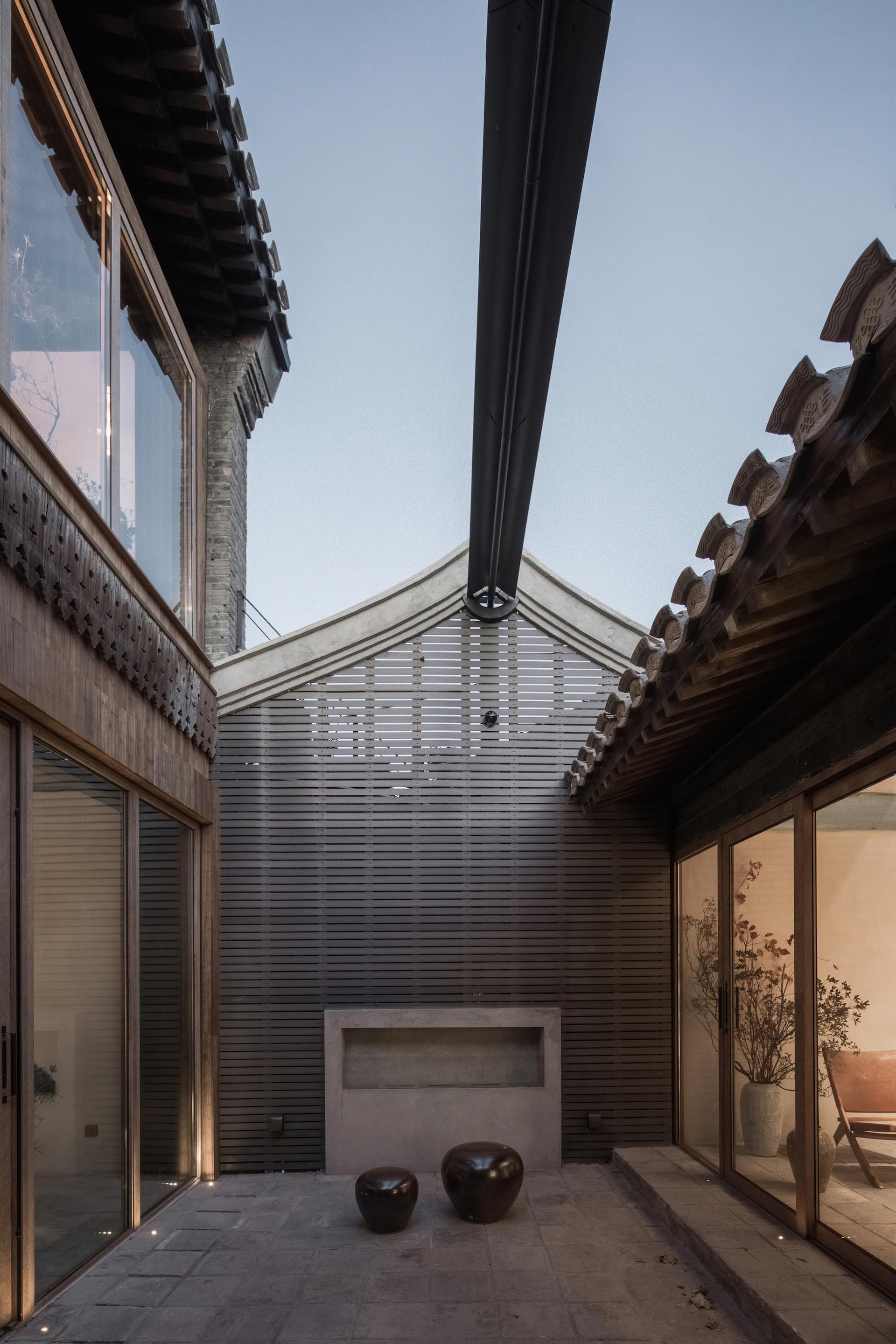 QUAD HOUSE - image 5