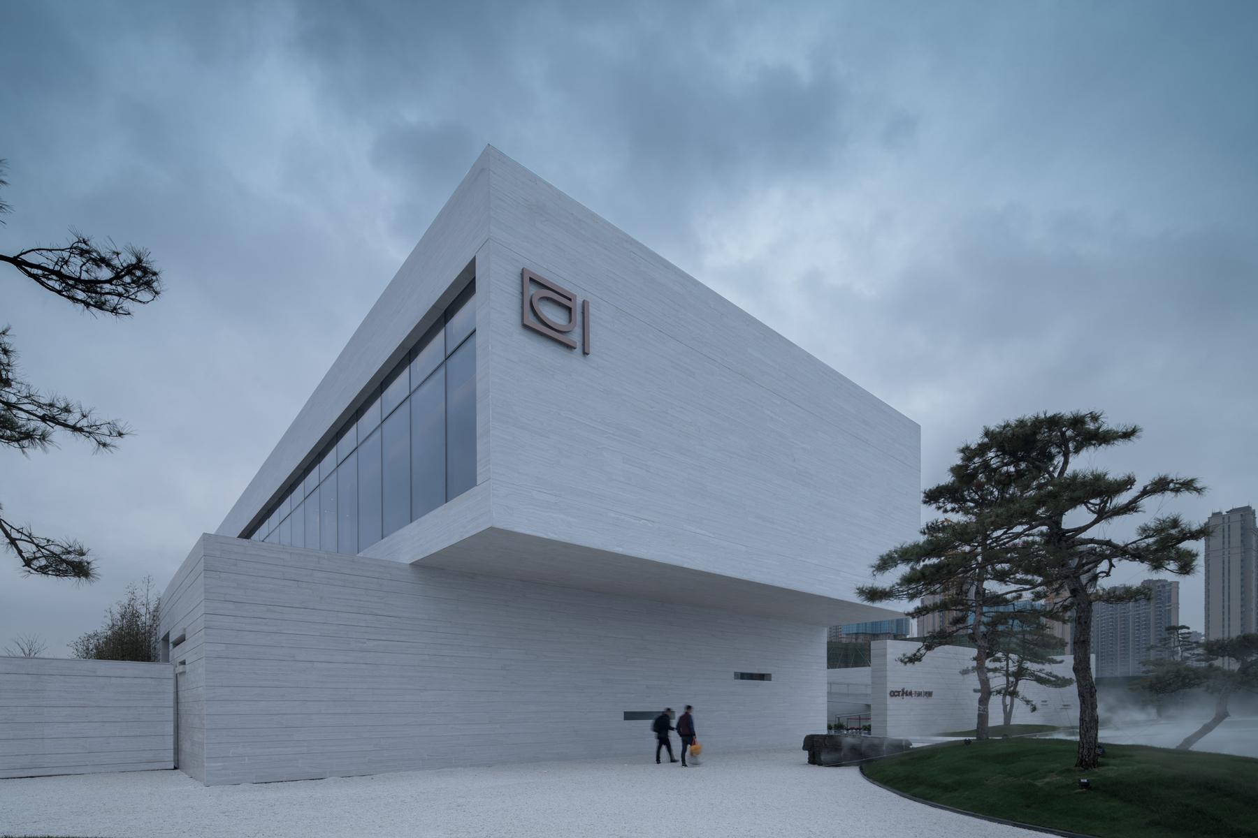 Waterfront Art Gallery - image 5