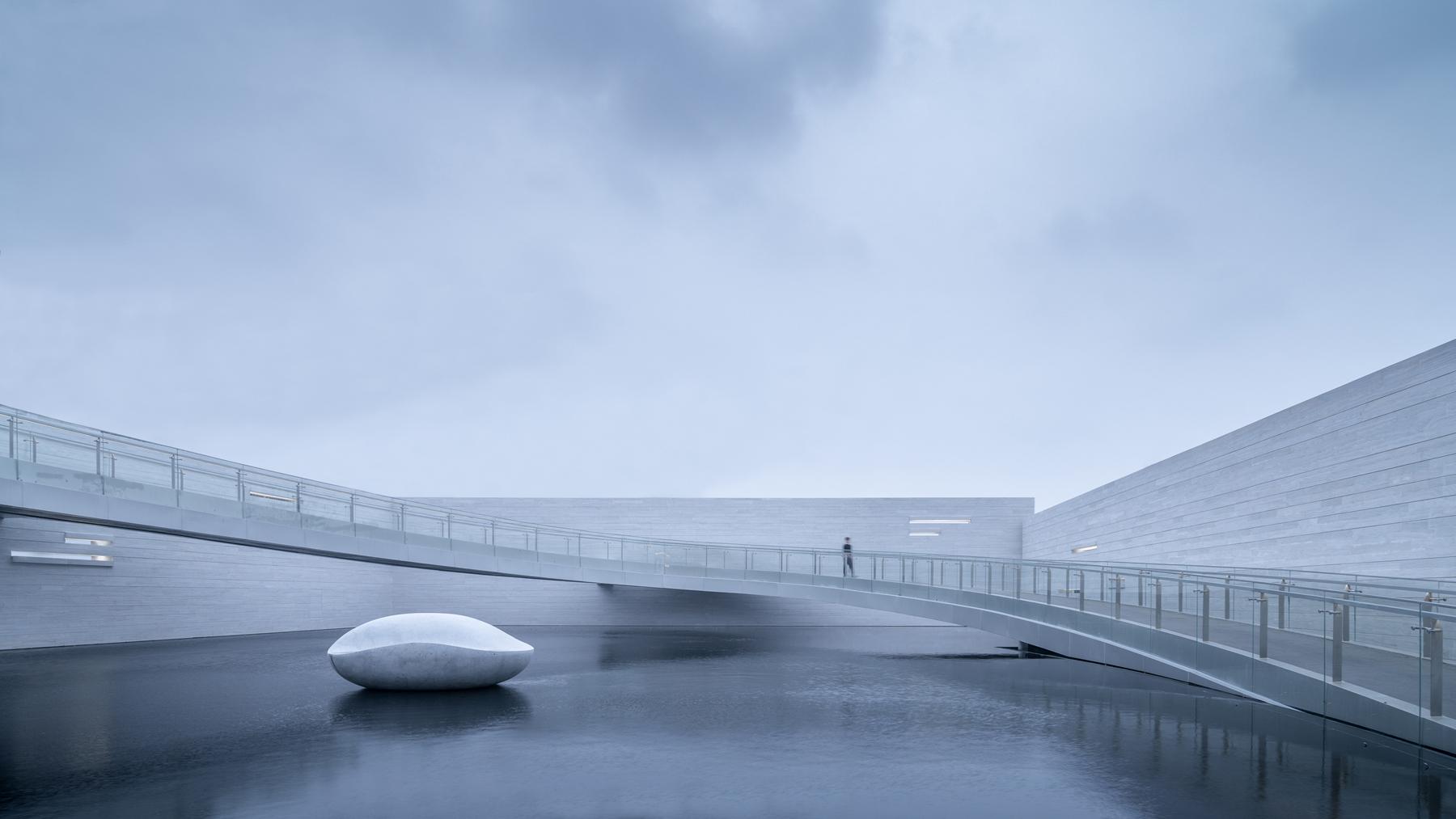 Waterfront Art Gallery - image 2