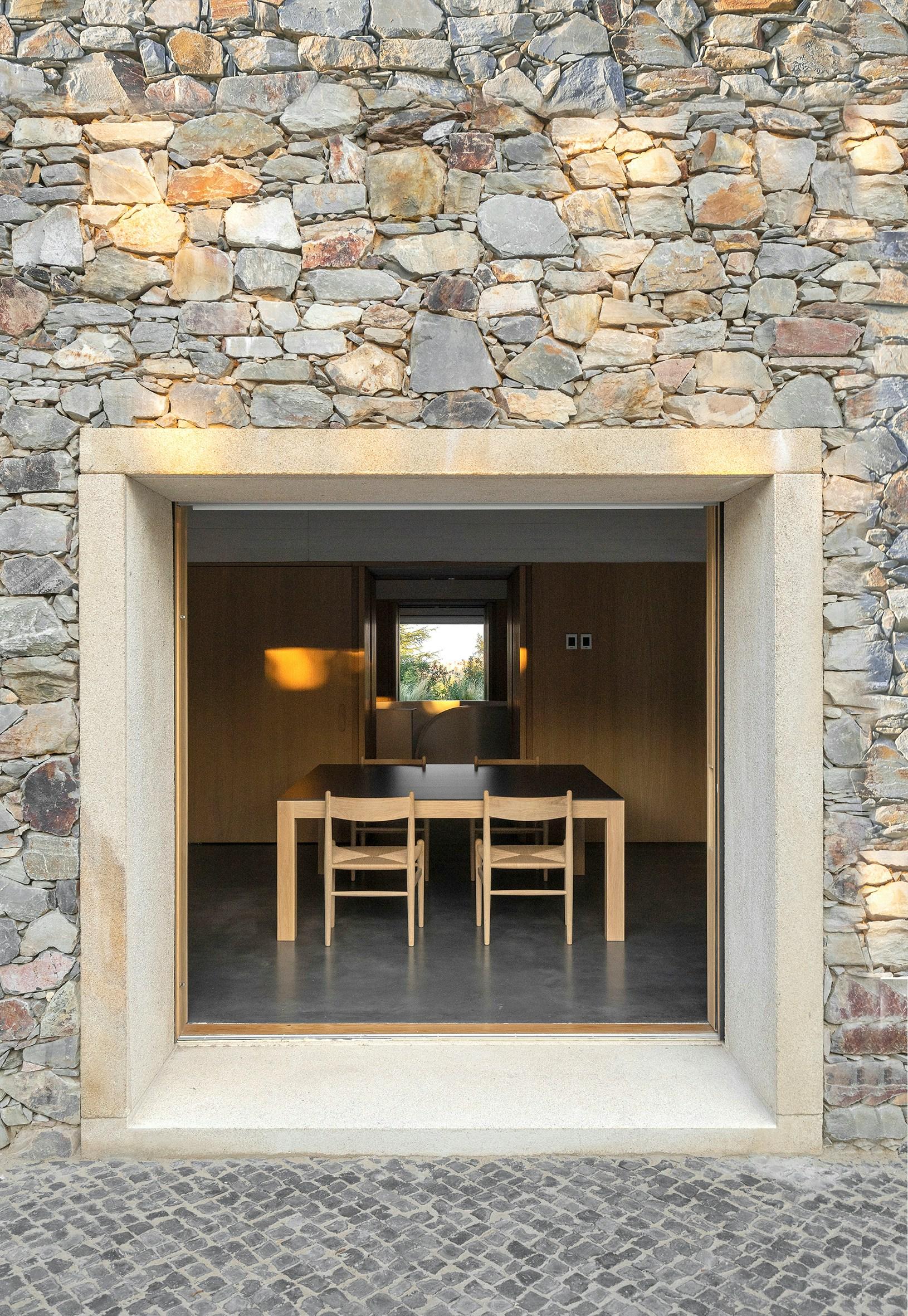 Stone House in Caceres - image 5