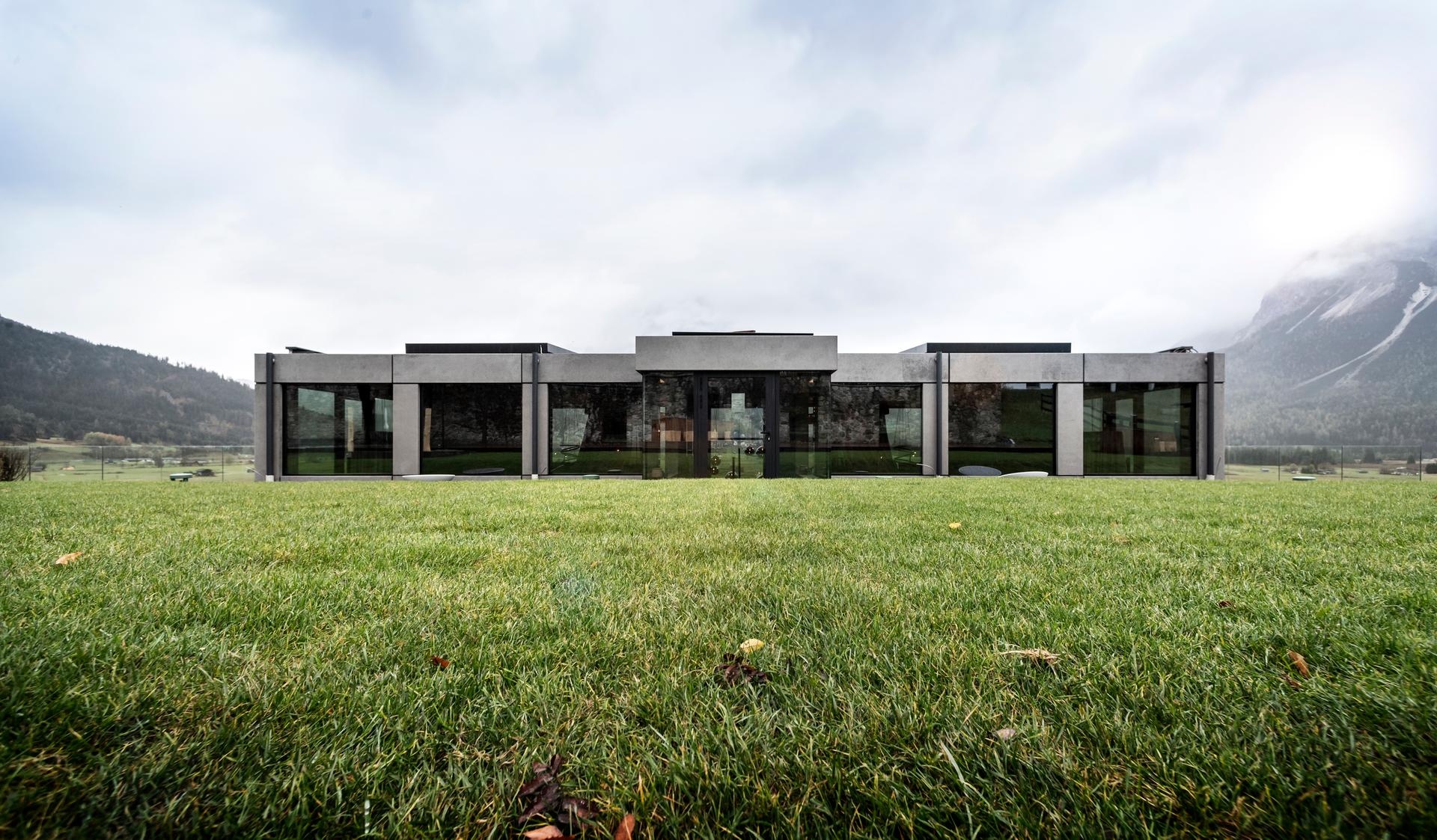 Mohrlife: The theatrical spa - image 4