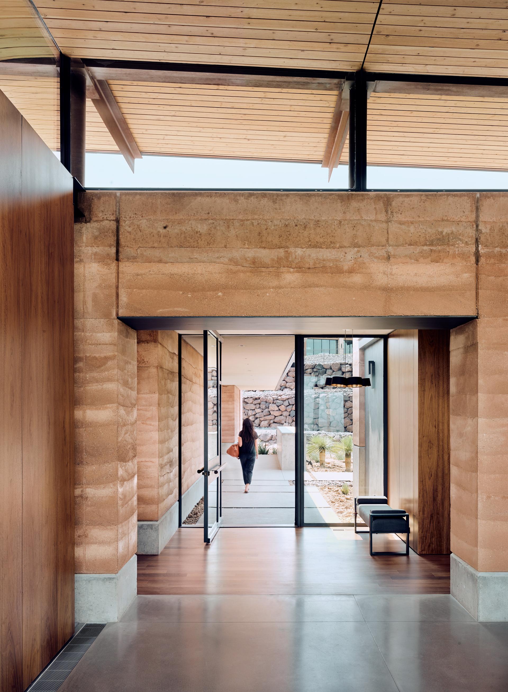 Horizon House - image 4