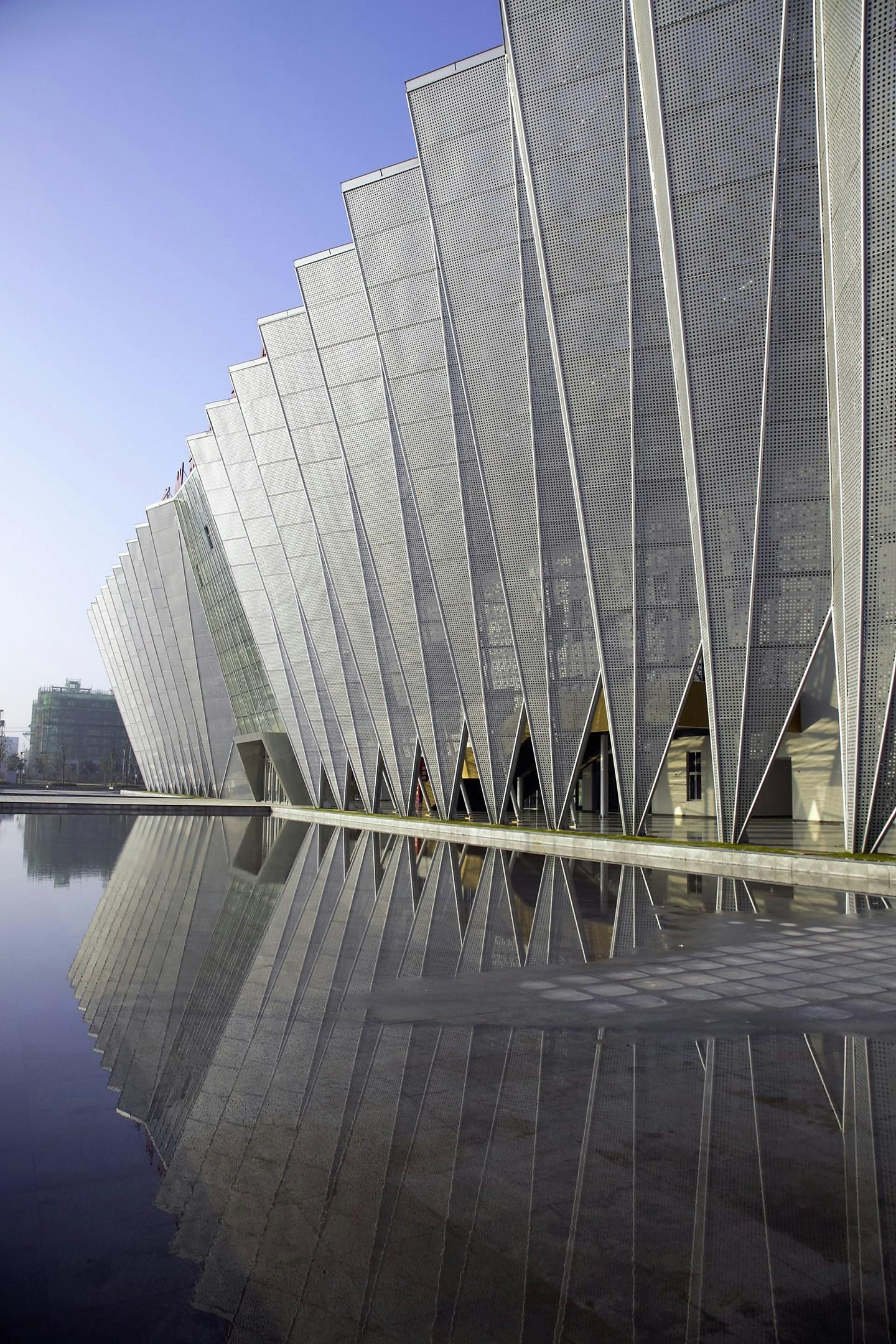 Bozhou Stadium - image 5