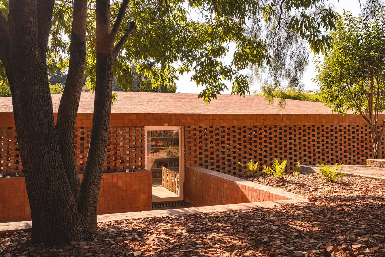 Cultural Center at Centro Educativo de Morelia - image 16