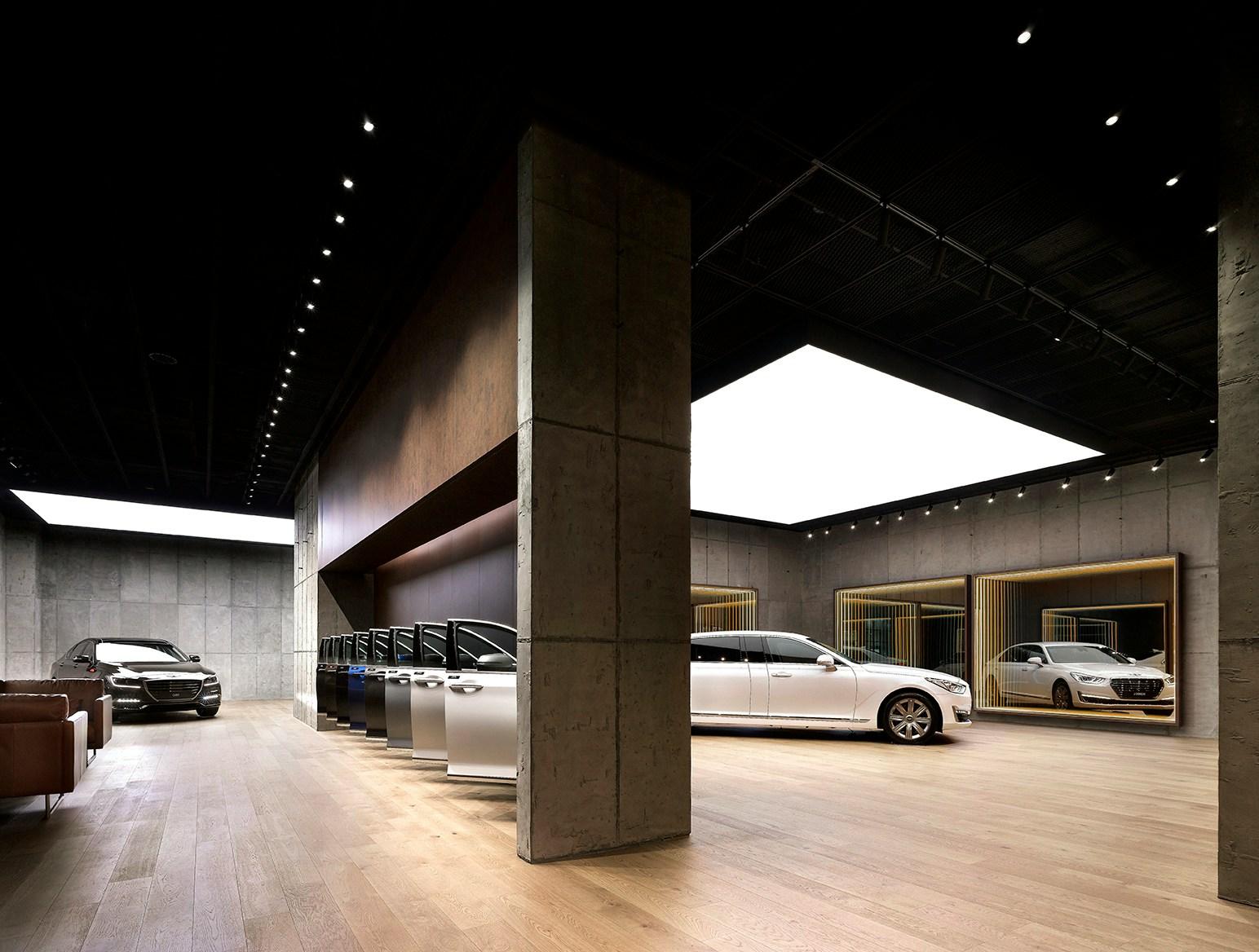 GENESIS STUDIO - image 2