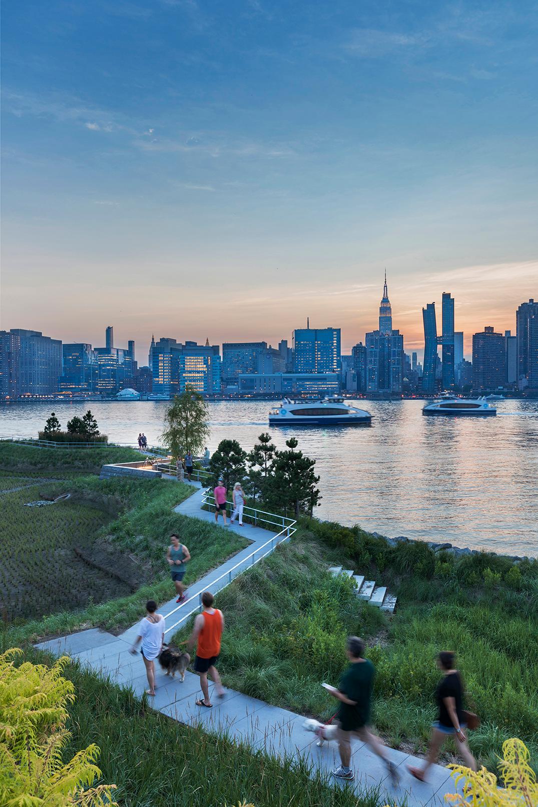 Hunter's Point South Waterfront Park - image 11
