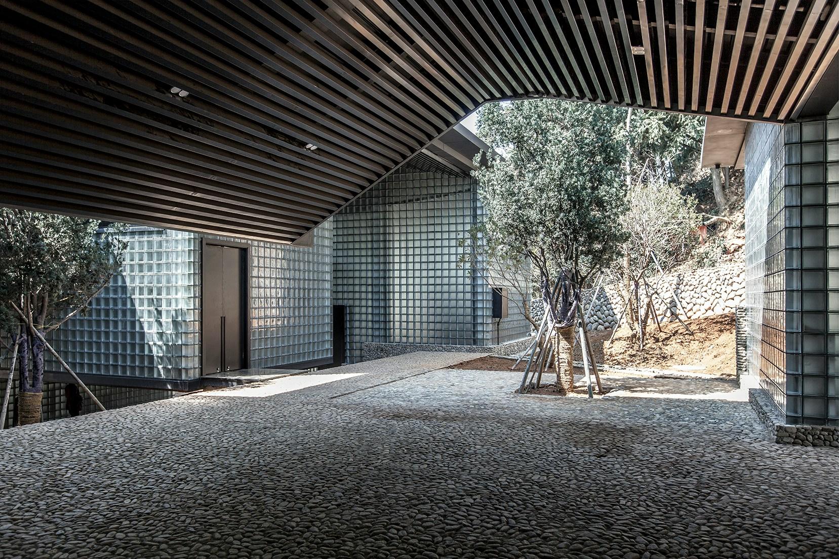 Exhibition Center of Longquan National Archaeological Park of China - image 2