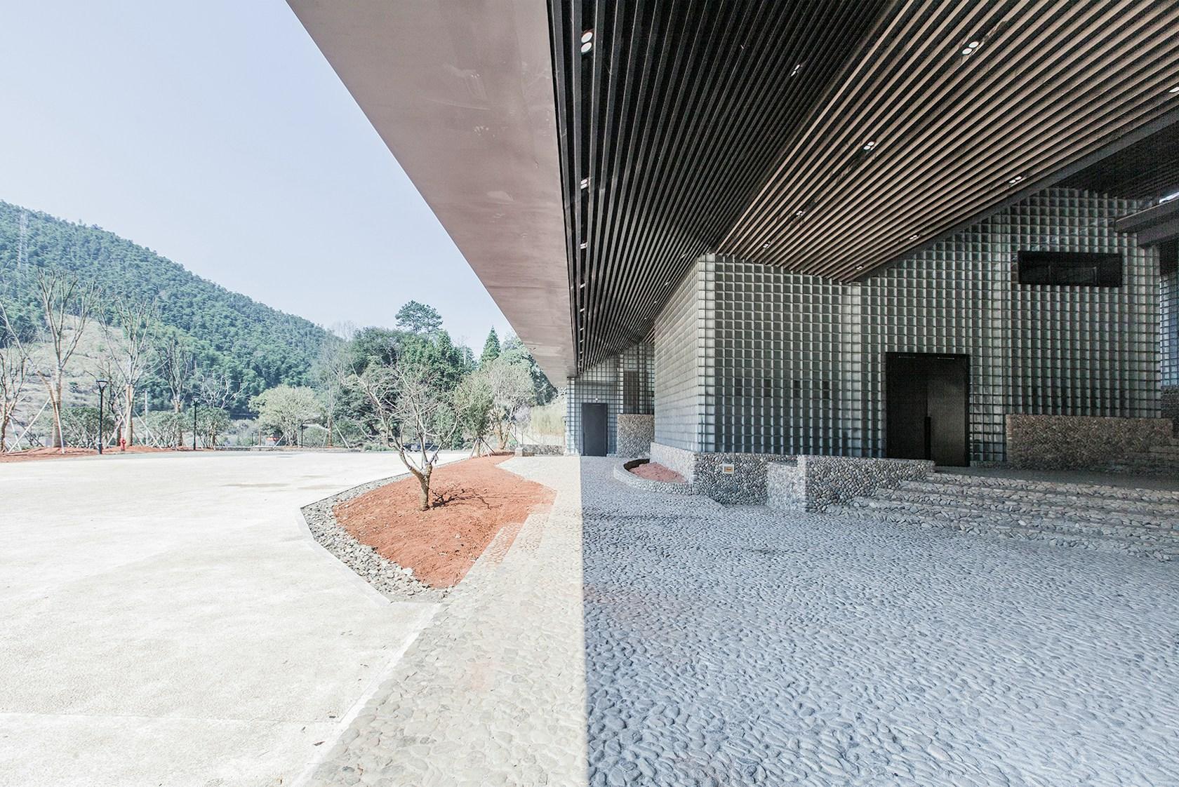 Exhibition Center of Longquan National Archaeological Park of China - image 8