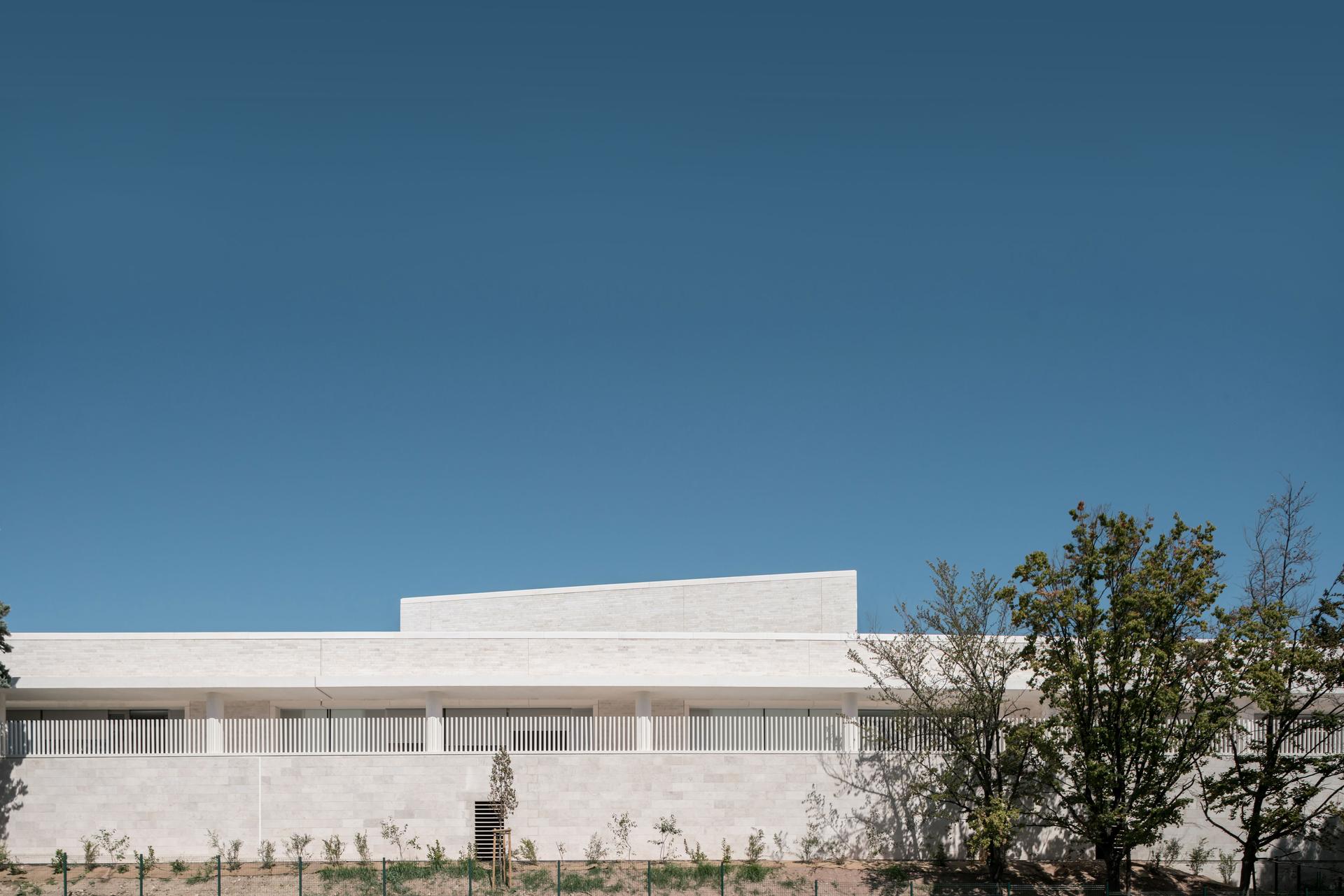 Ecole Communale Jacqueline de Romilly - image 3