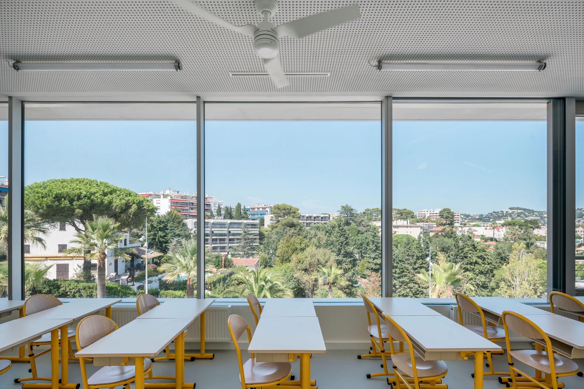 Ecole Communale Jacqueline de Romilly - image 6