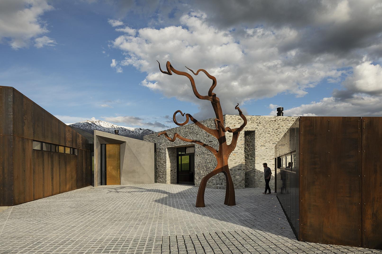 ARROWTOWN HOUSE - image 5