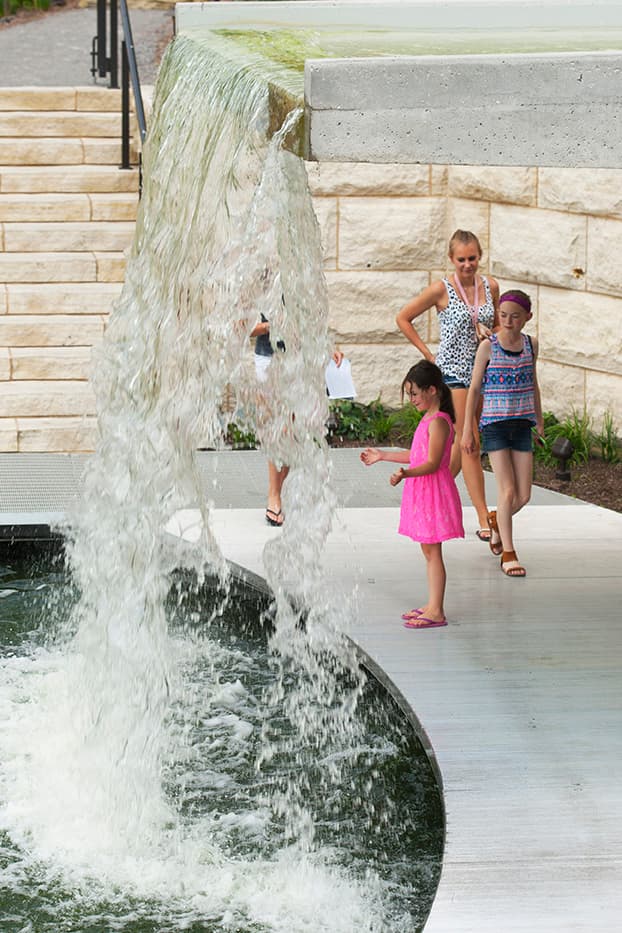 Greater Des Moines Botanical Garden - image 10