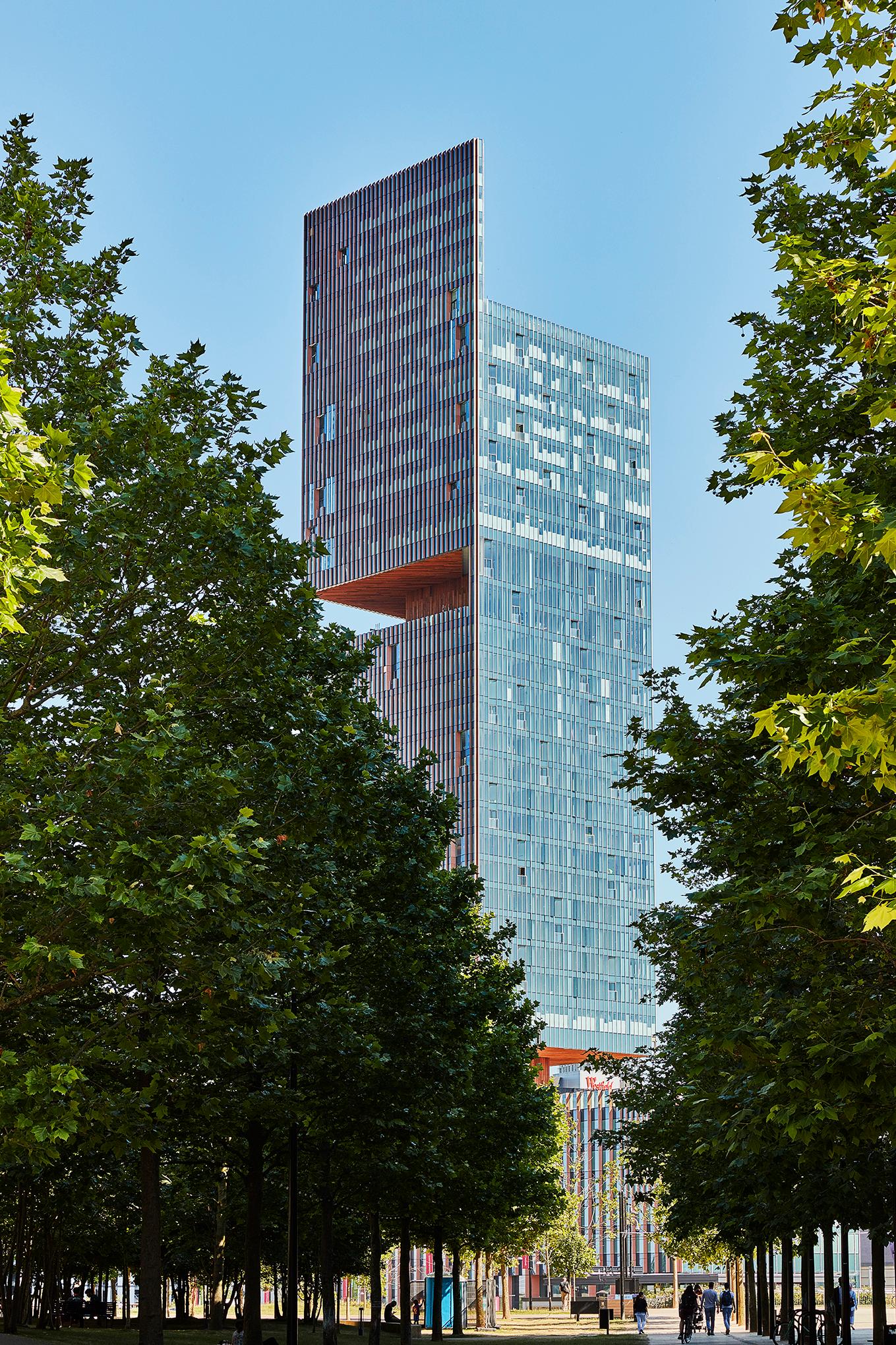 Manhattan Loft Gardens - image 10
