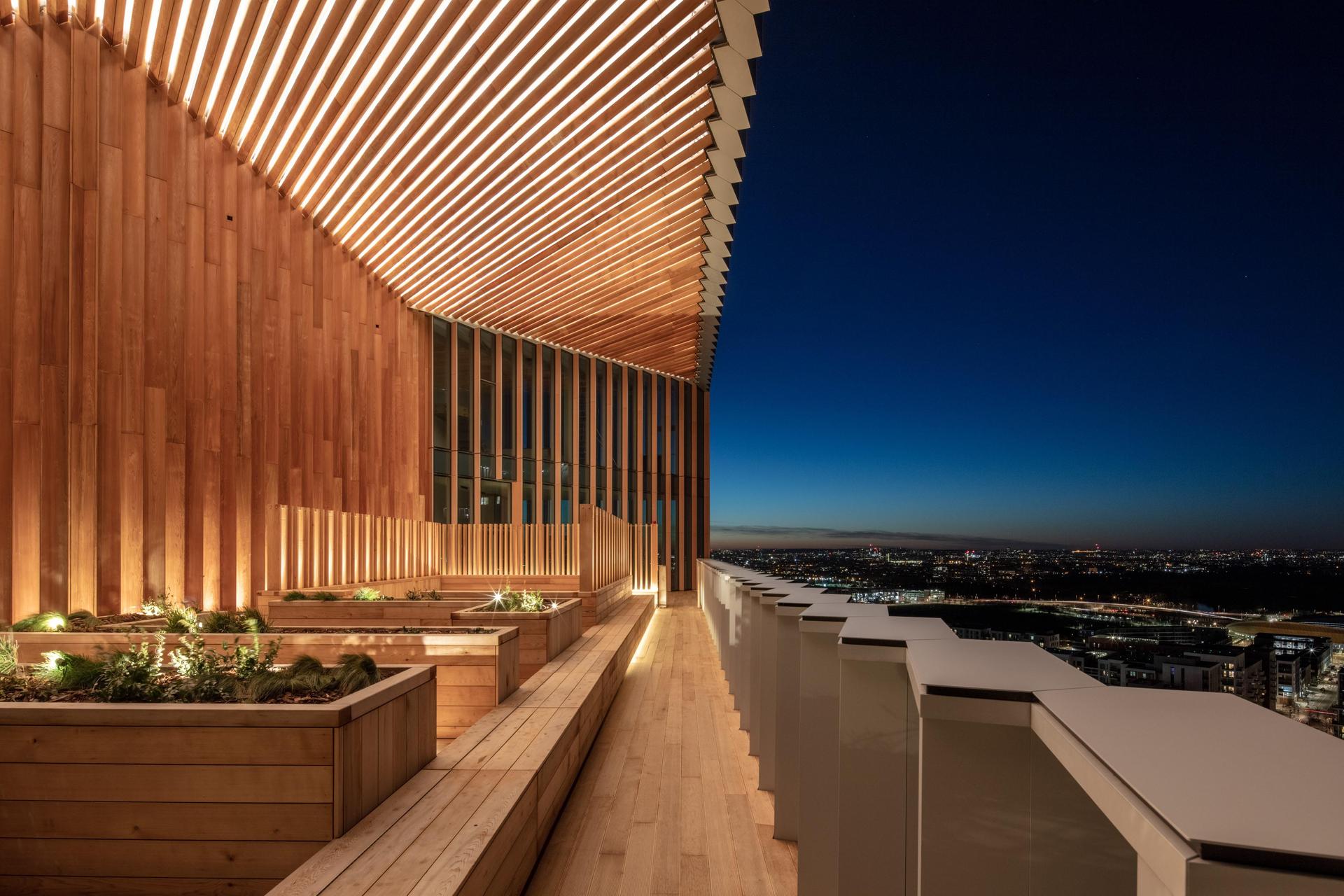 Manhattan Loft Gardens - image 12