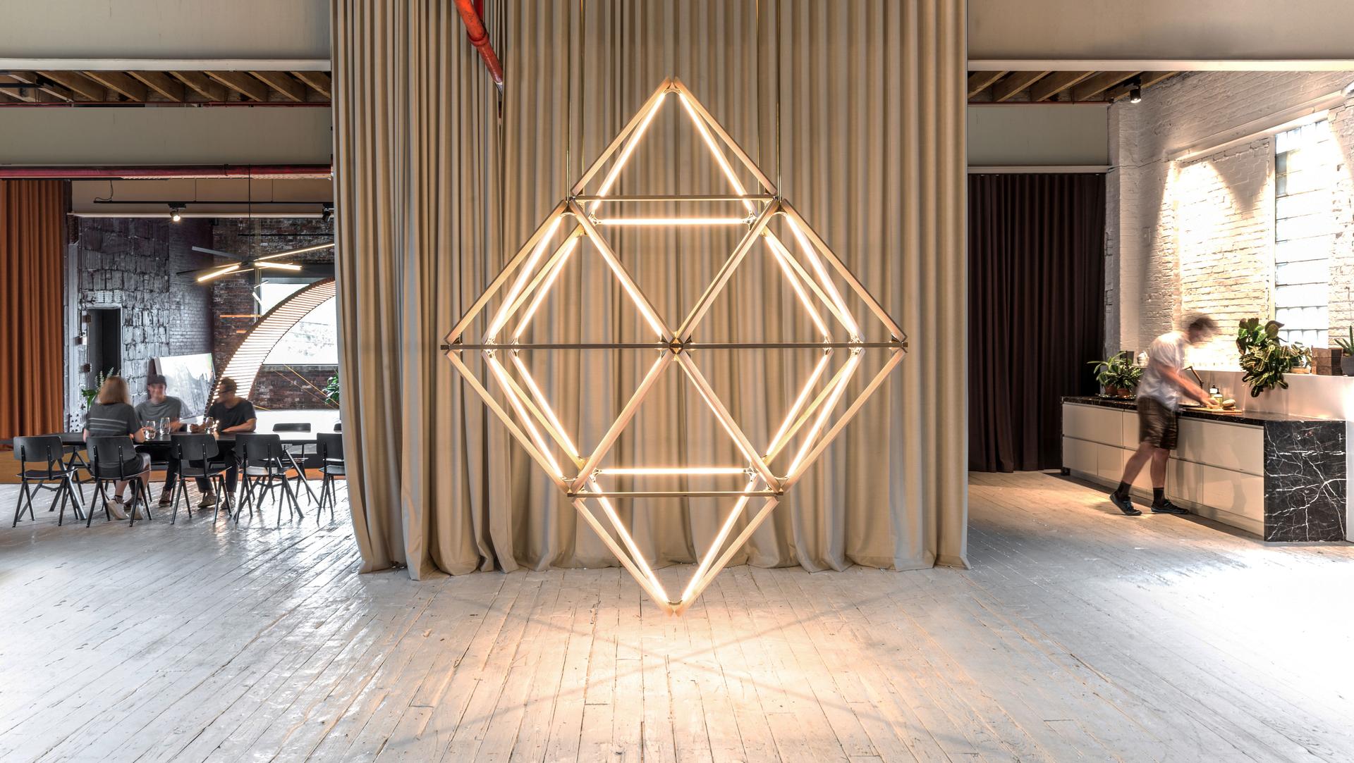 Stickbulb Studio/Showroom at RUX Studios - image 5