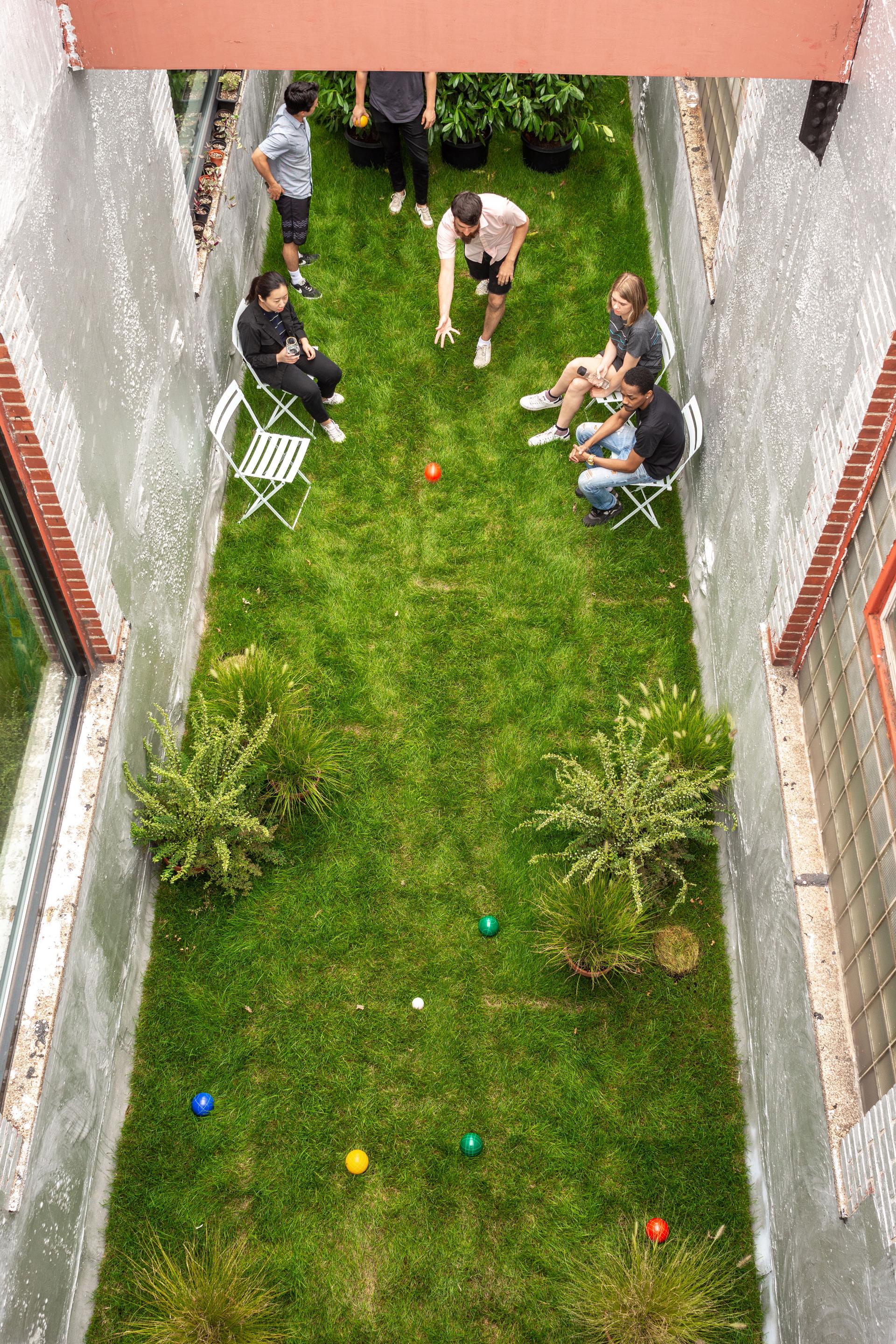 Stickbulb Studio/Showroom at RUX Studios - image 8