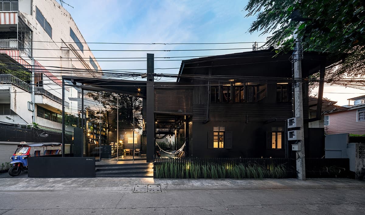 KLOEM HOSTEL - image 9