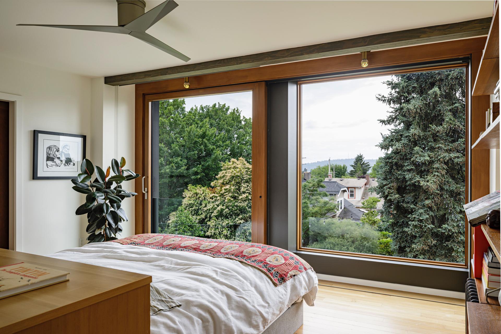 Lincoln Street Residence - image 7