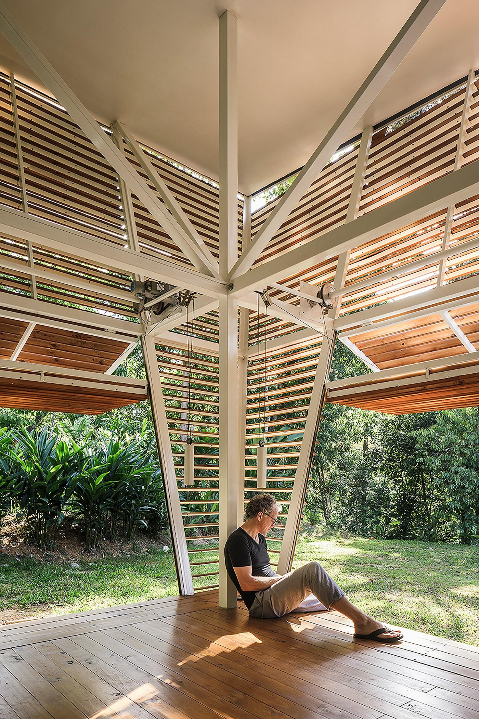 No Footprint House (NFH) - image 5