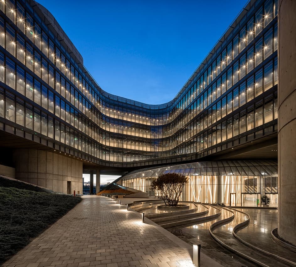 Garanti Bank Technology Campus - image 8