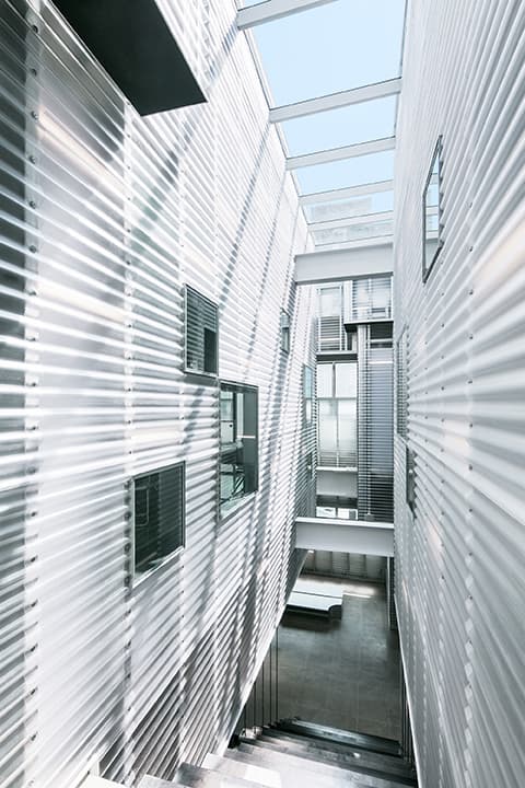 station NEO - image 6