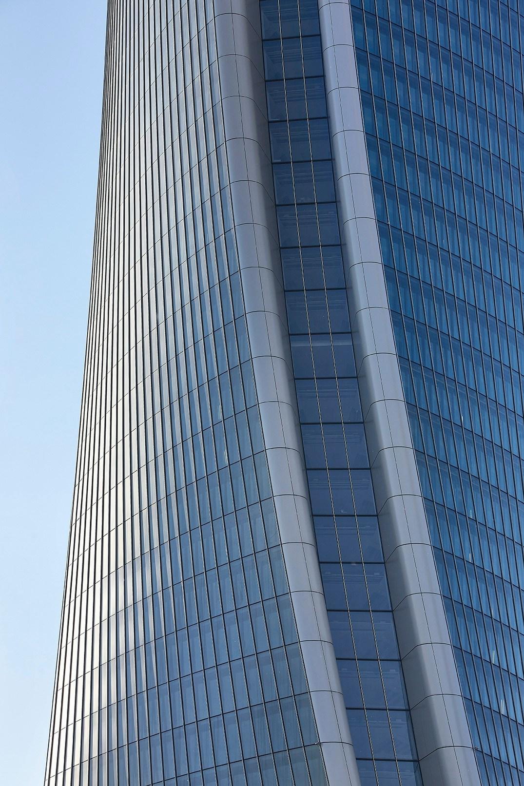Generali Tower - image 4