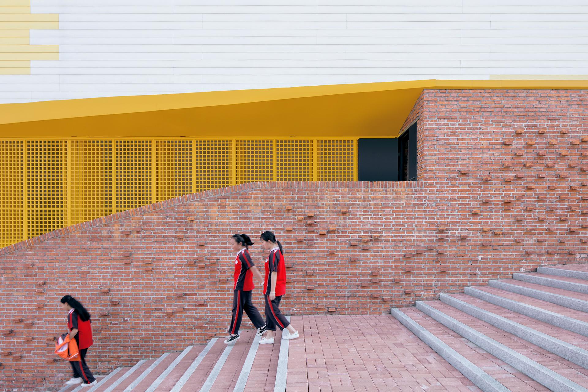 Indoor Playground of Yueyang County No.3 Middle School - image 11