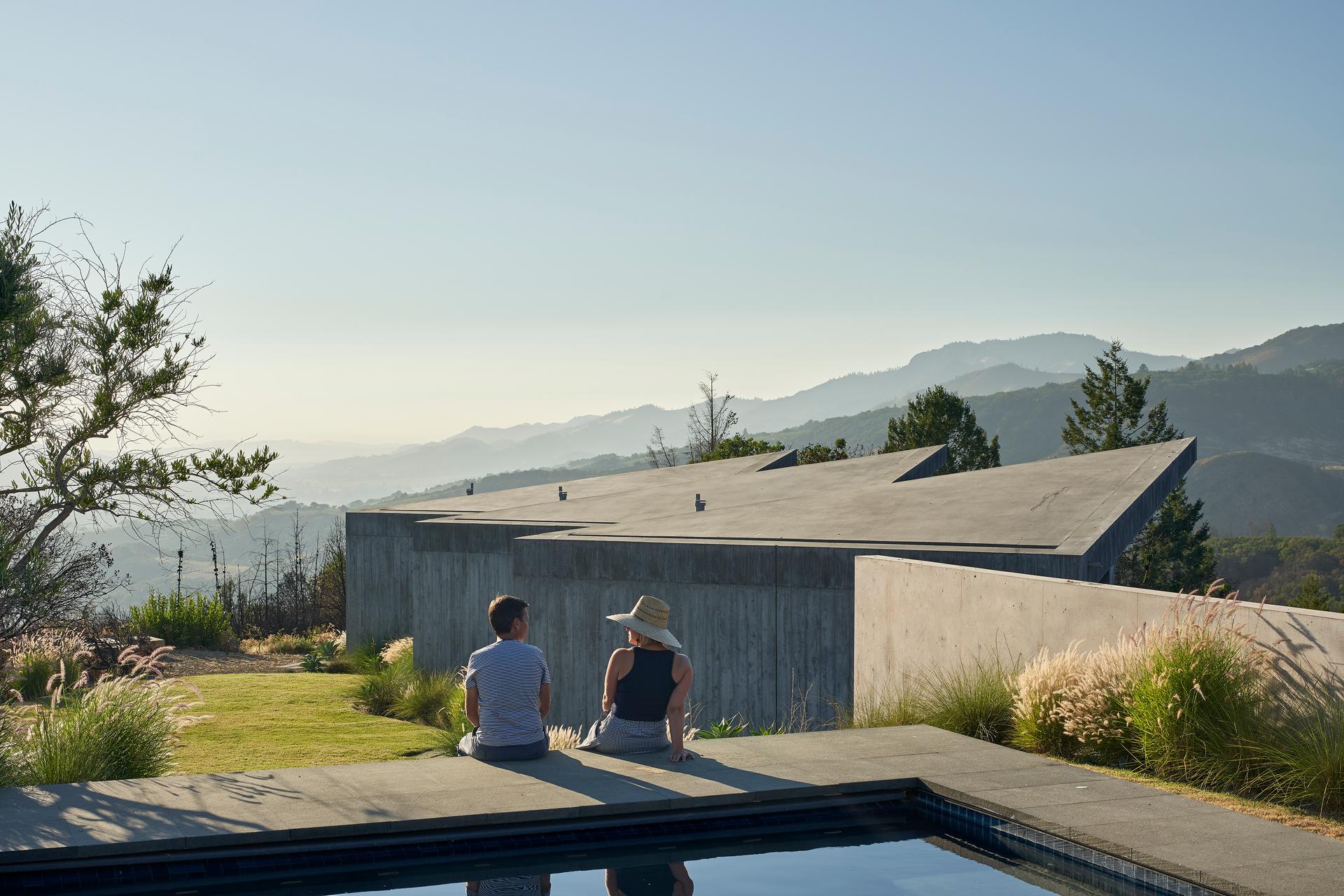Ridge House - image 4