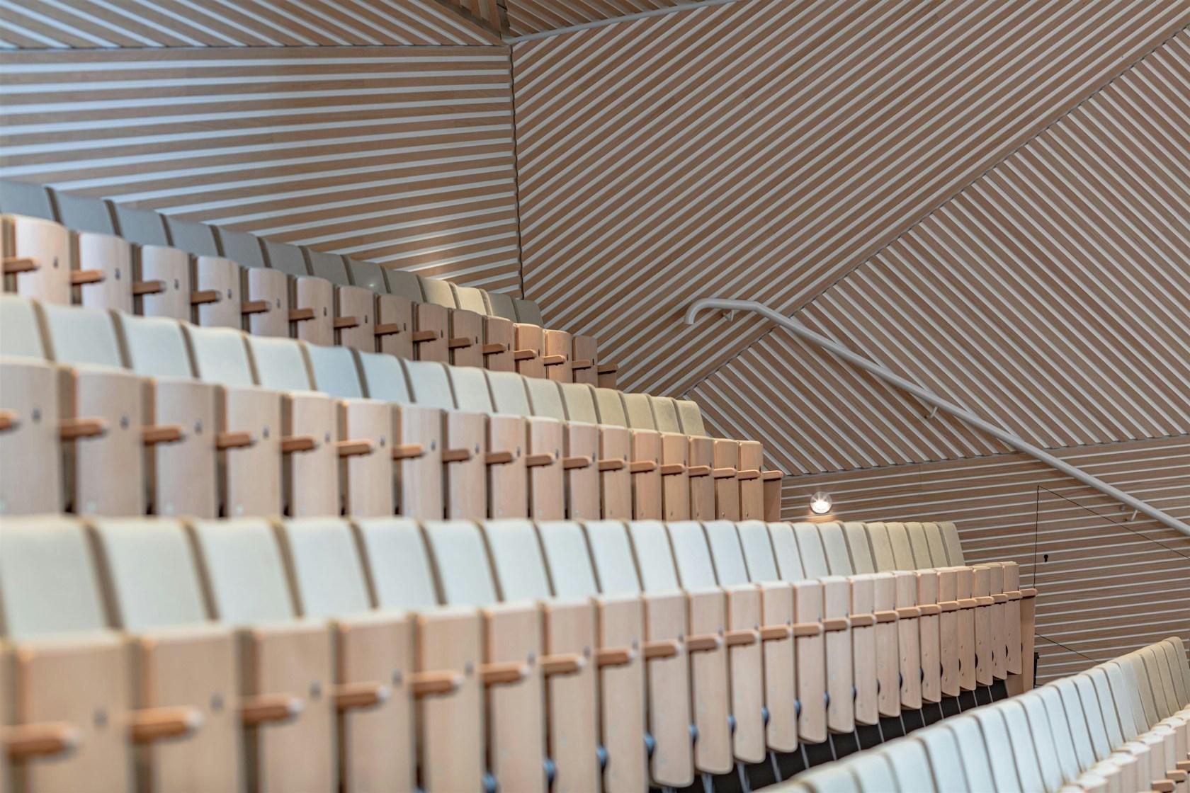 Andermatt Concert Hall - image 10