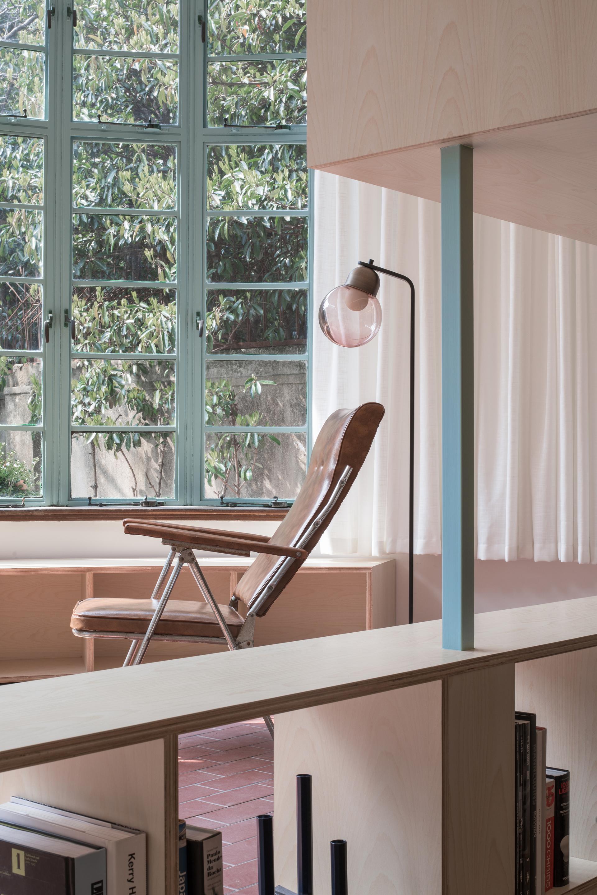 A U-SHAPE ROOM - image 12