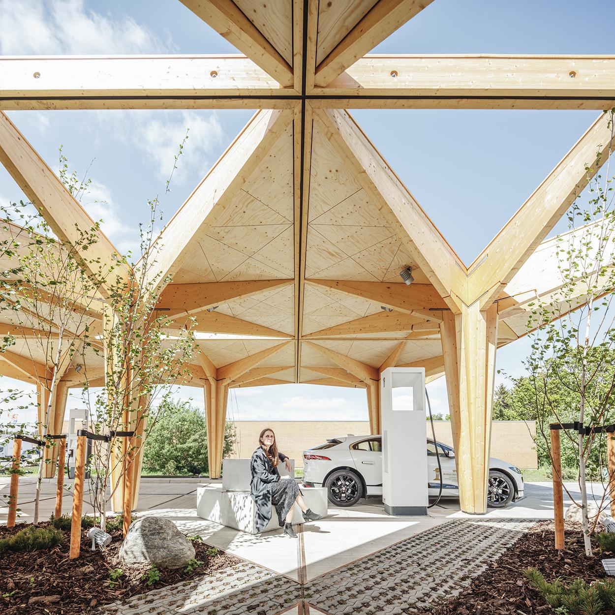 Ultra-Fast Charging Stations - image 4